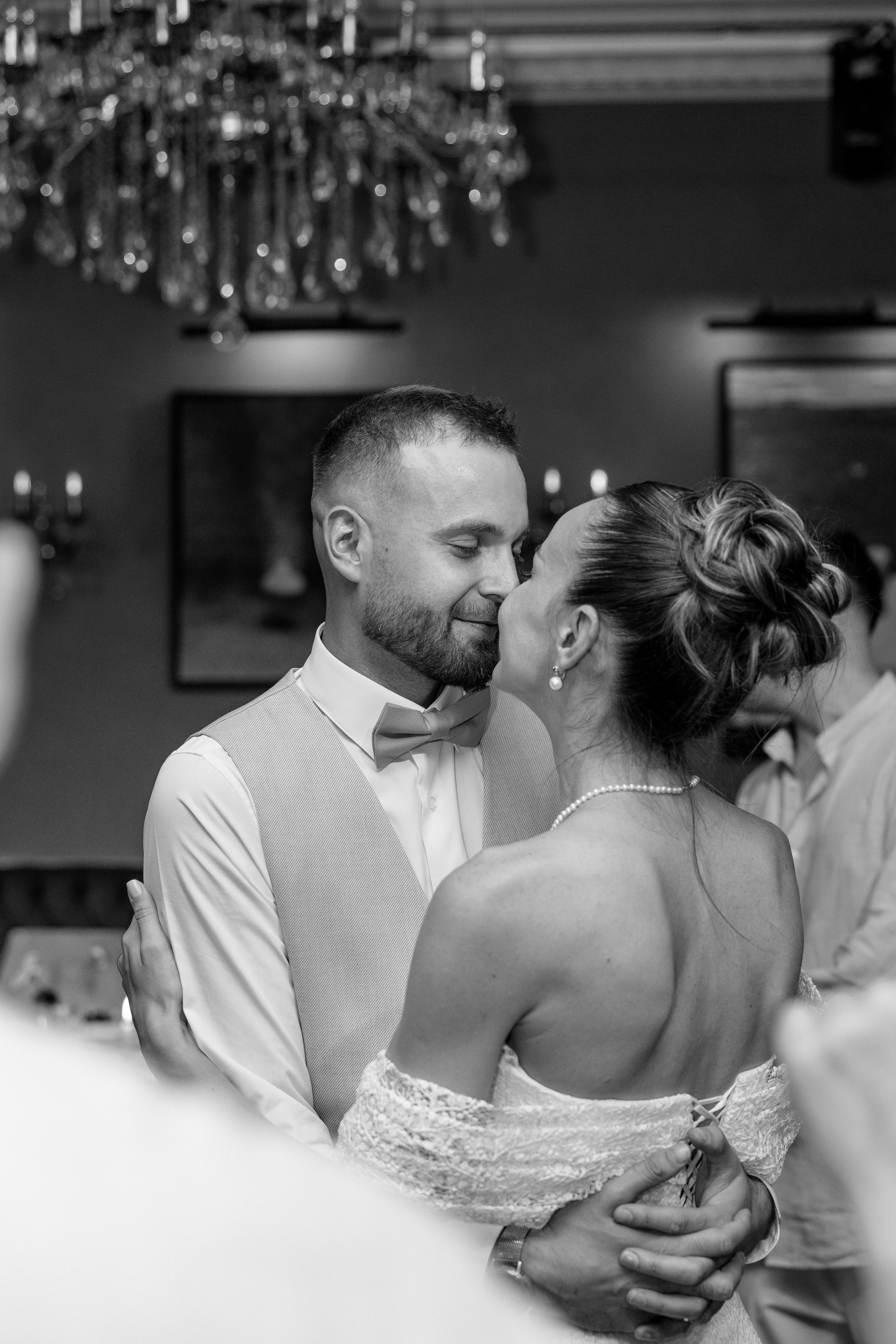 Стильная свадебная фотосессия. Свадебный фотограф в Москве Полина Лелетко