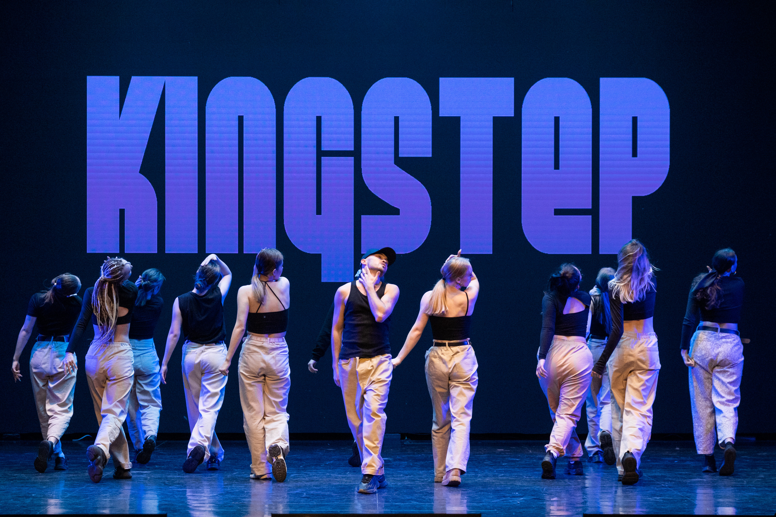 Kingstep Show 9. Первые кадры. Репортажный фотограф в Казани Павел Серпокрылов