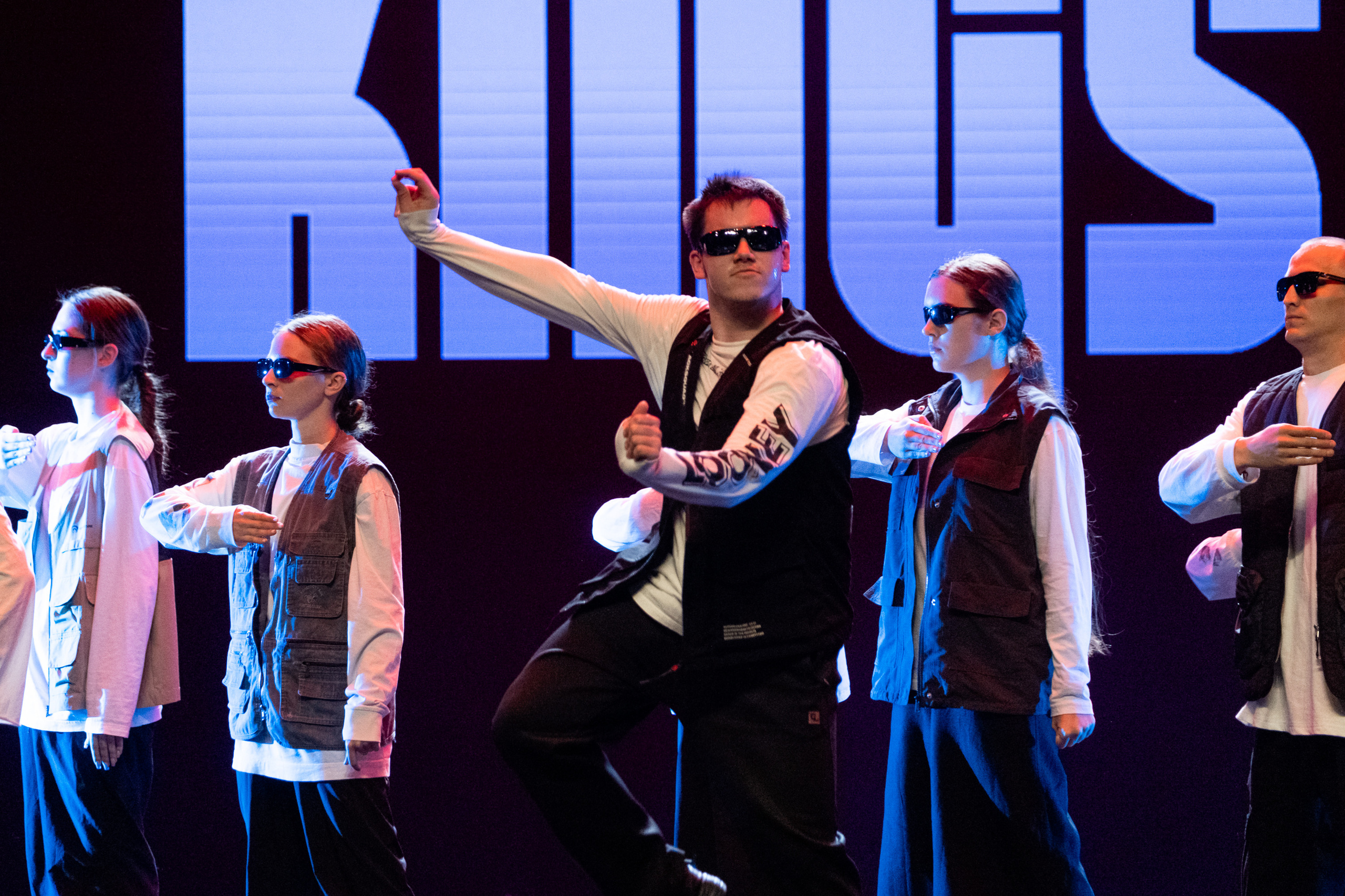 Kingstep Show 9. Первые кадры. Репортажный фотограф в Казани Павел Серпокрылов