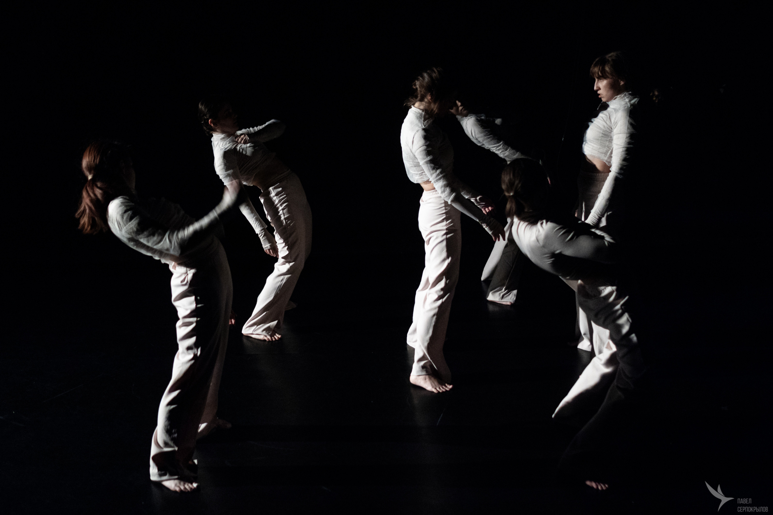 Пластический спектакль | Знакомство |. Репортажный фотограф в Казани Павел Серпокрылов