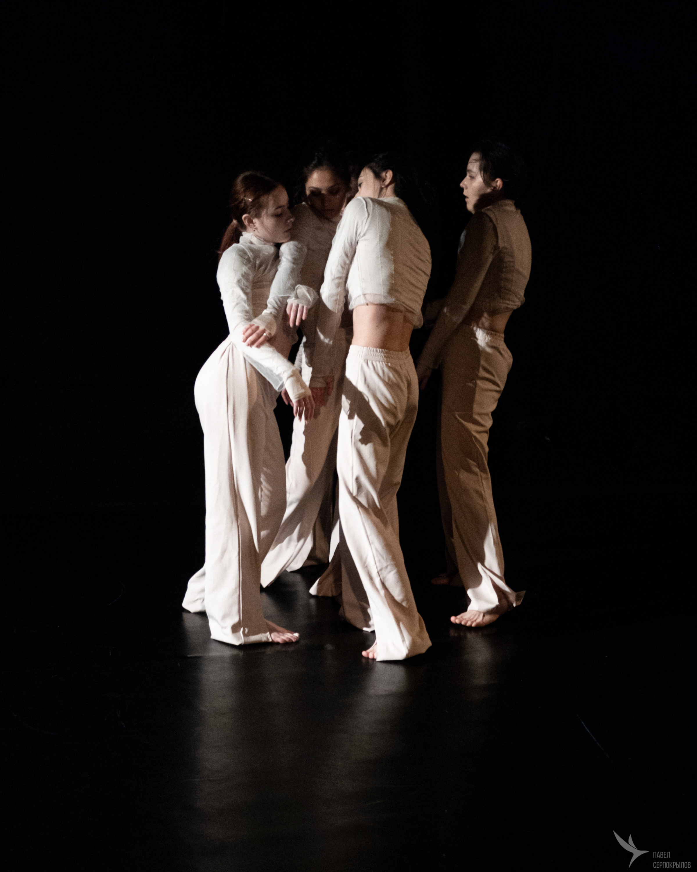 Пластический спектакль | Знакомство |. Репортажный фотограф в Казани Павел Серпокрылов