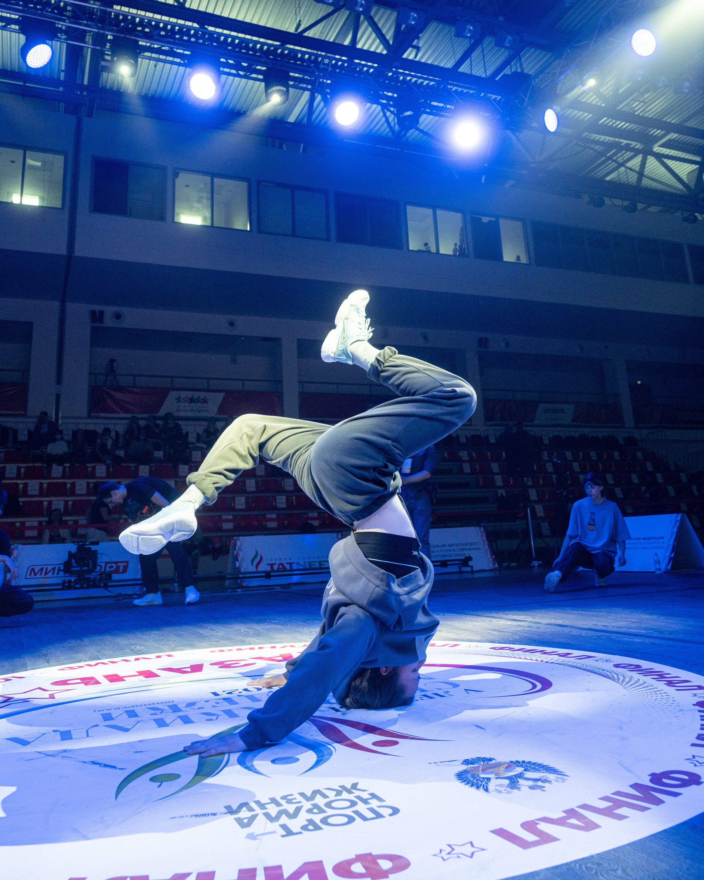 Фотосъемка брейкинга. Репортажный фотограф в Казани Павел Серпокрылов