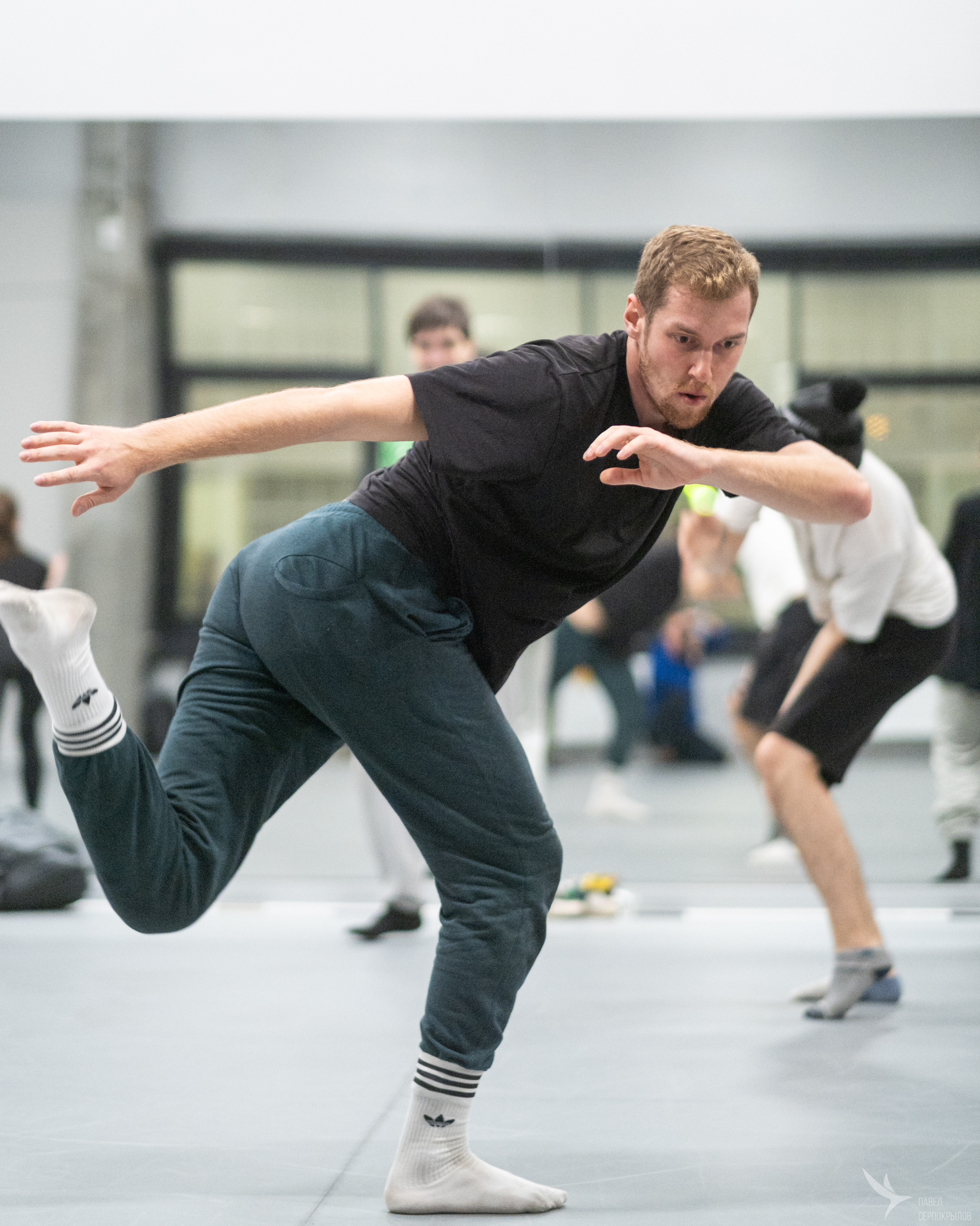 Подготовка к перфомансу WILDCHILD. Репортажный фотограф в Казани Павел Серпокрылов