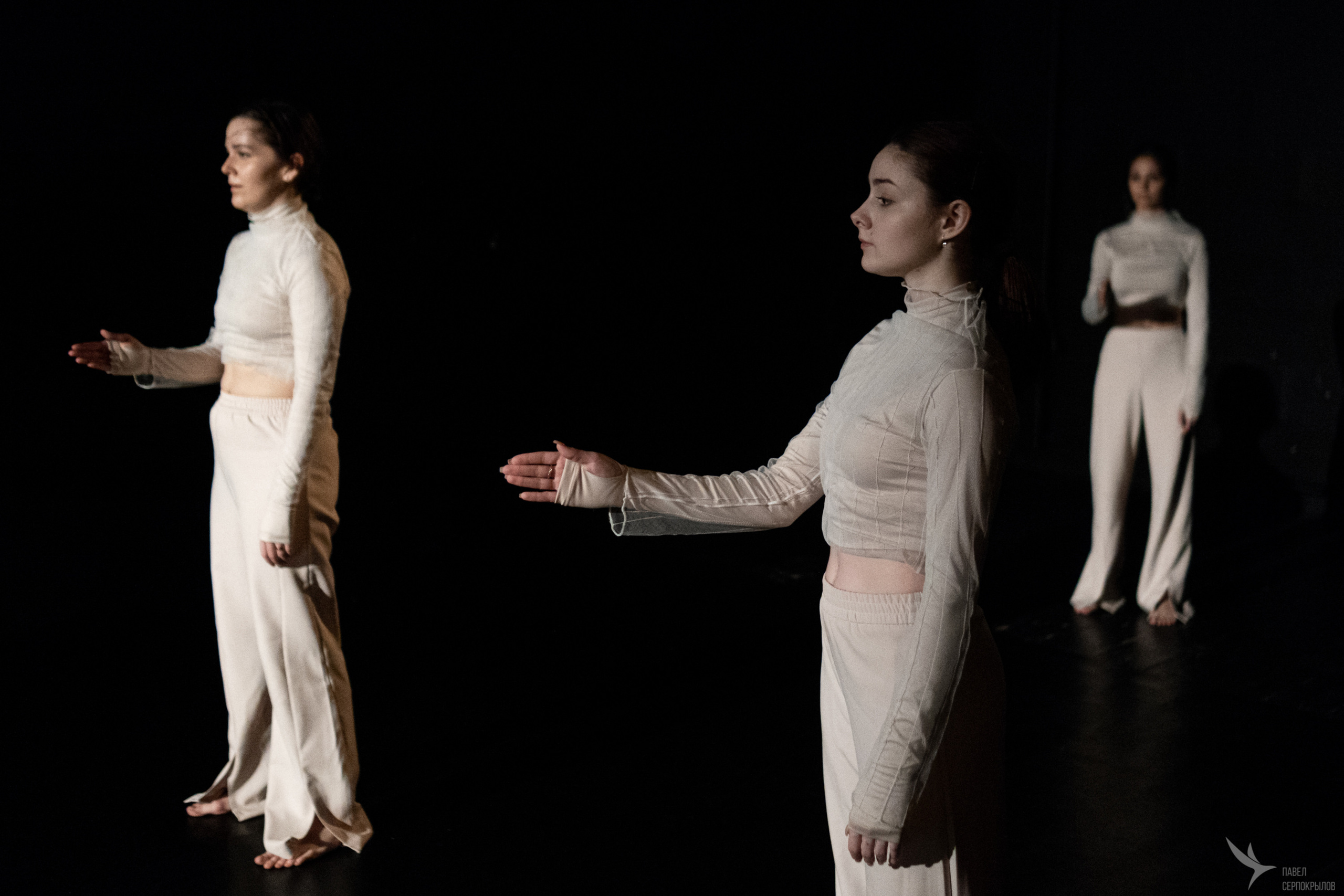 Пластический спектакль | Знакомство |. Репортажный фотограф в Казани Павел Серпокрылов