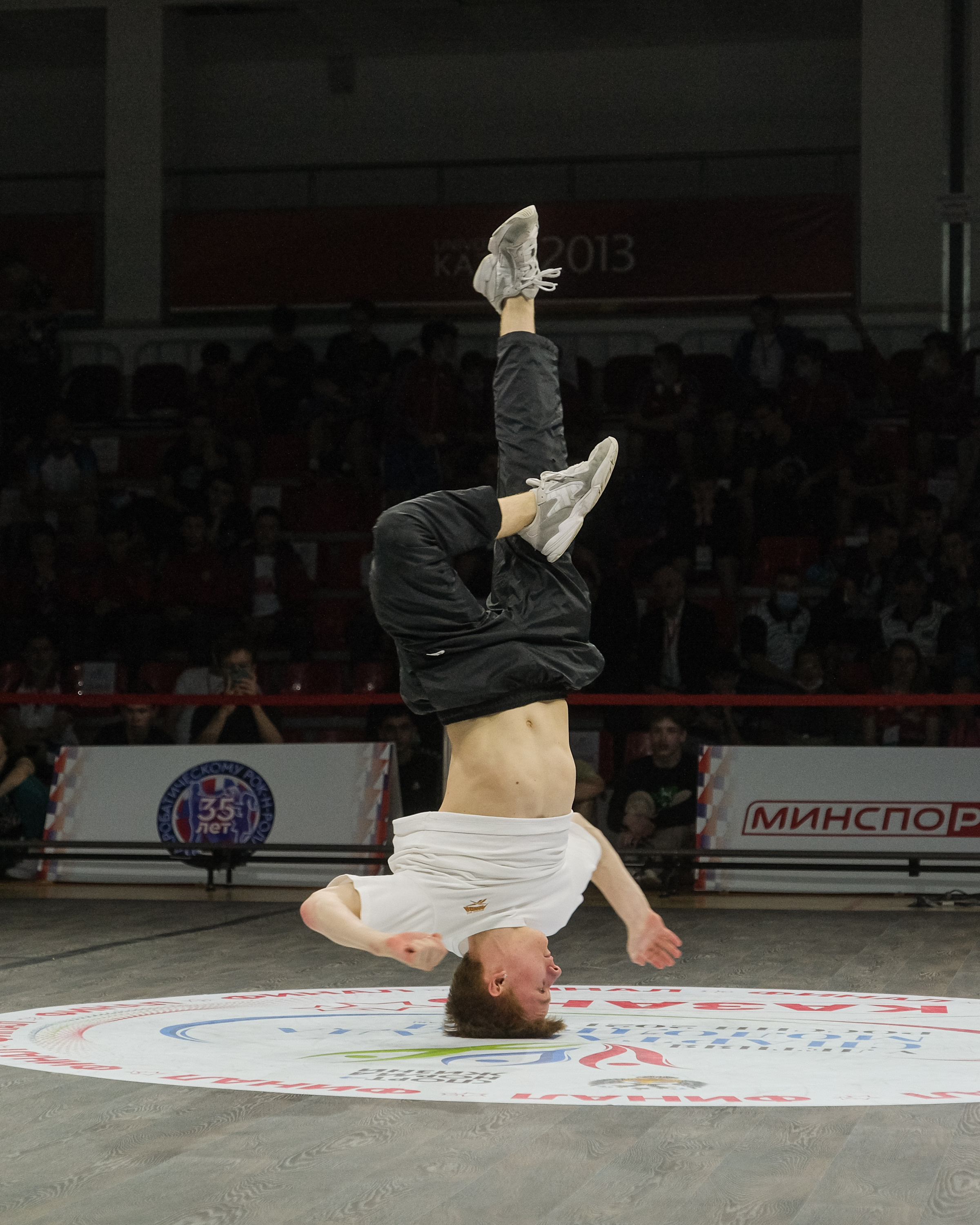 Фотосъемка брейкинга. Репортажный фотограф в Казани Павел Серпокрылов