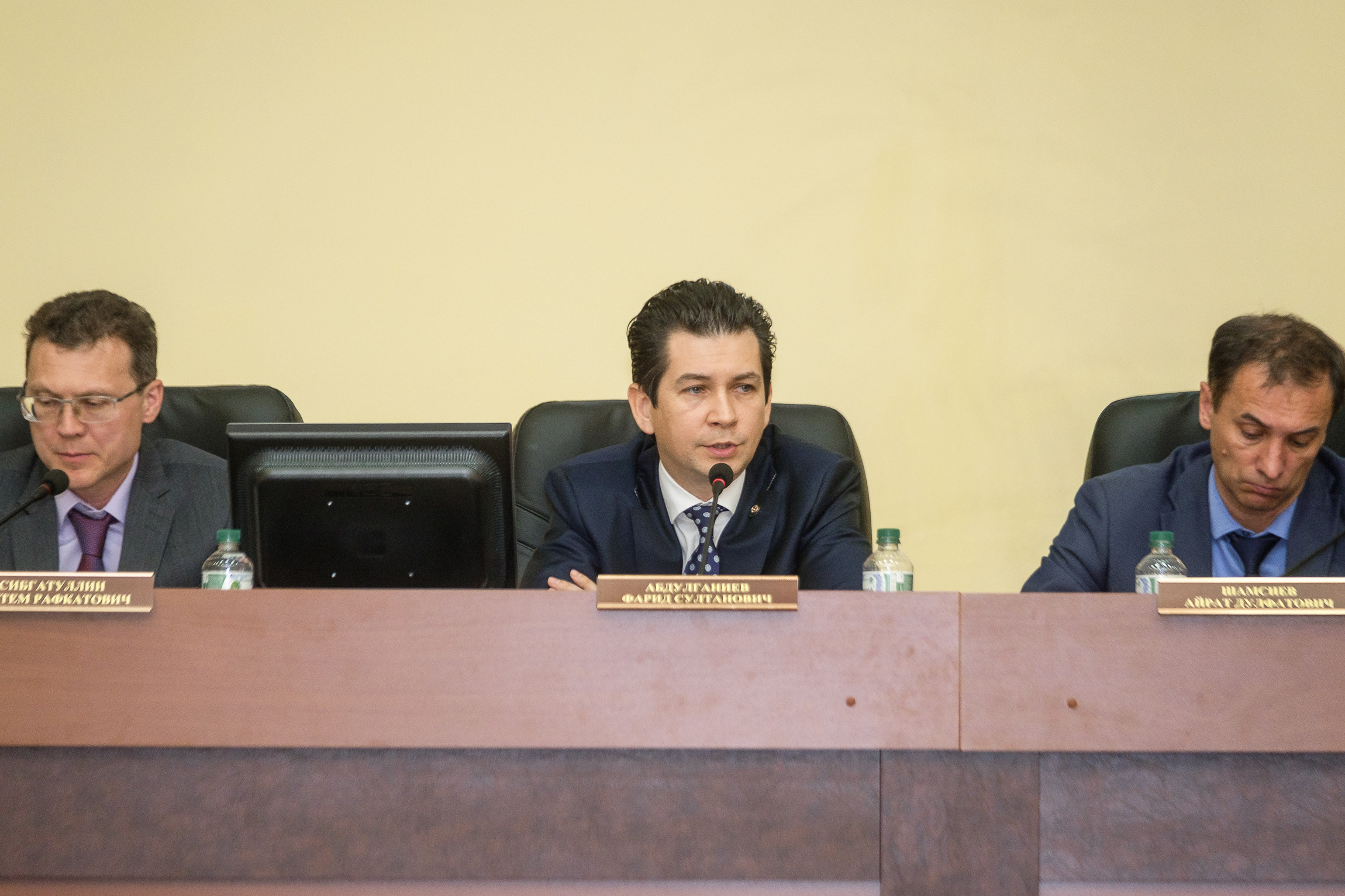 Репортажная съемка на встрече предпринимателей с министром финансов. Репортажный фотограф в Казани Павел Серпокрылов