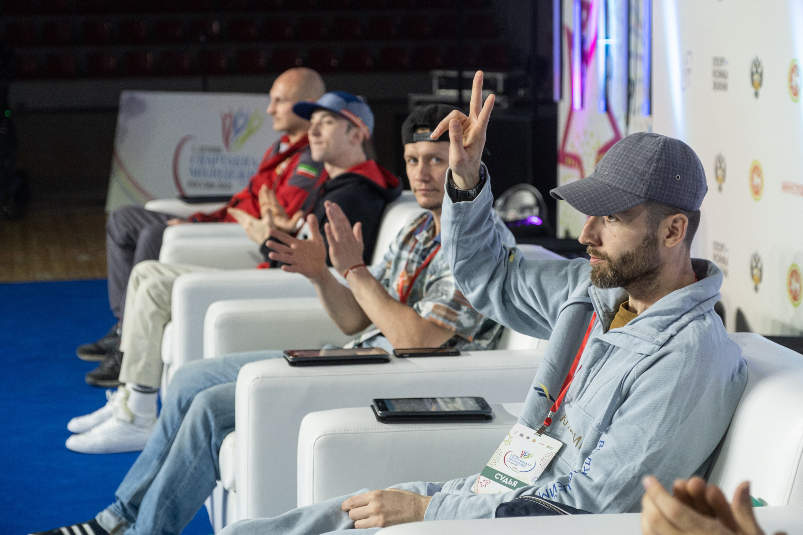 Фотосъемка брейкинга. Репортажный фотограф в Казани Павел Серпокрылов