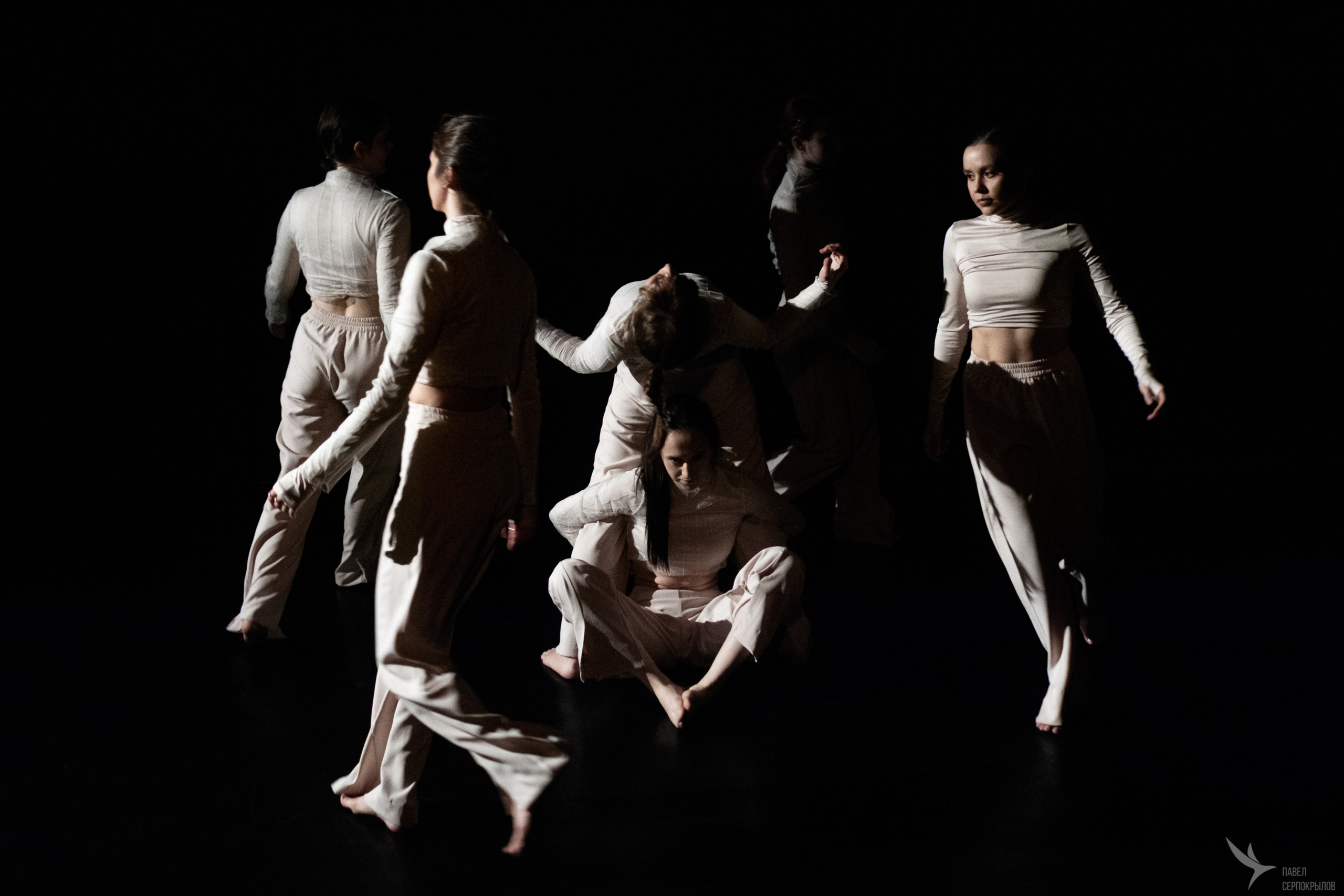 Пластический спектакль | Знакомство |. Репортажный фотограф в Казани Павел Серпокрылов