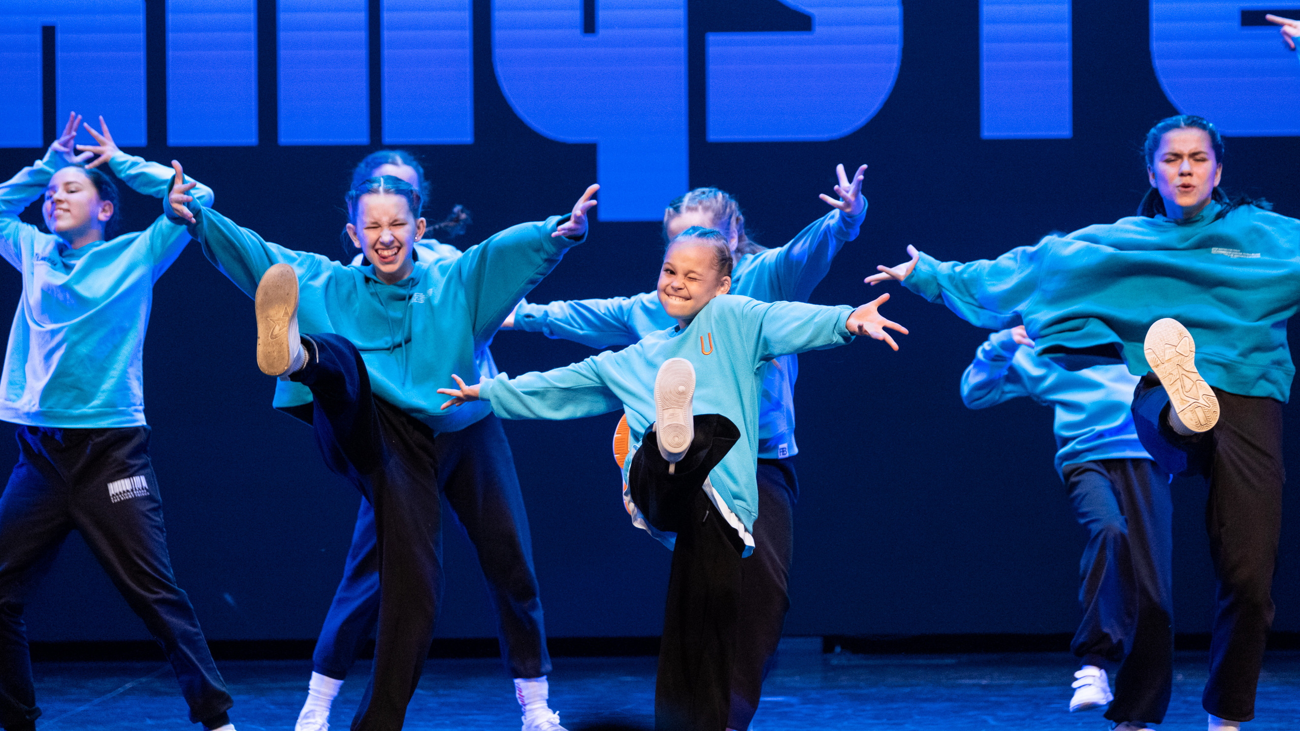 Kingstep Show 9. Первые кадры. Репортажный фотограф в Казани Павел Серпокрылов