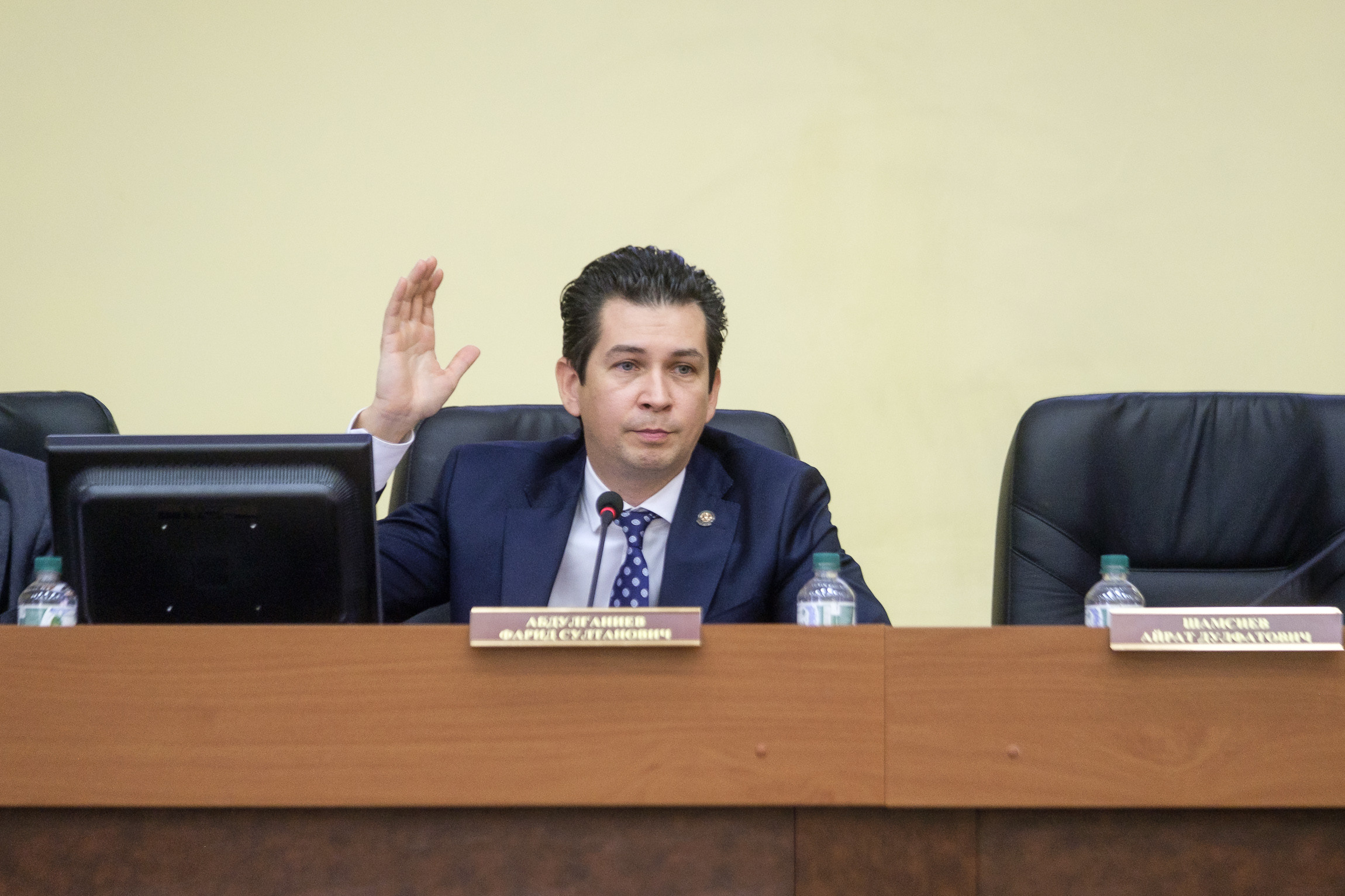 Репортажная съемка на встрече предпринимателей с министром финансов. Репортажный фотограф в Казани Павел Серпокрылов