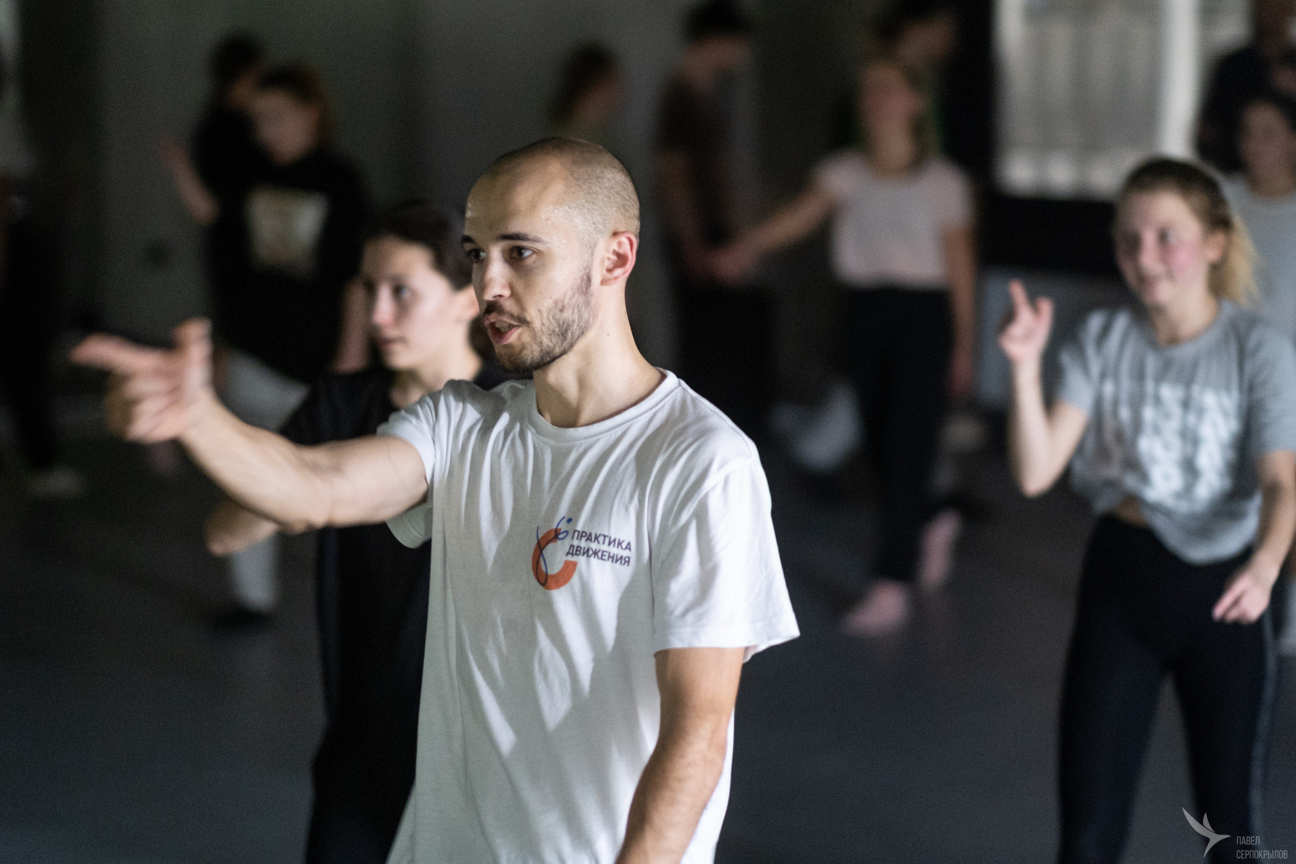 Подготовка к перфомансу WILDCHILD. Репортажный фотограф в Казани Павел Серпокрылов