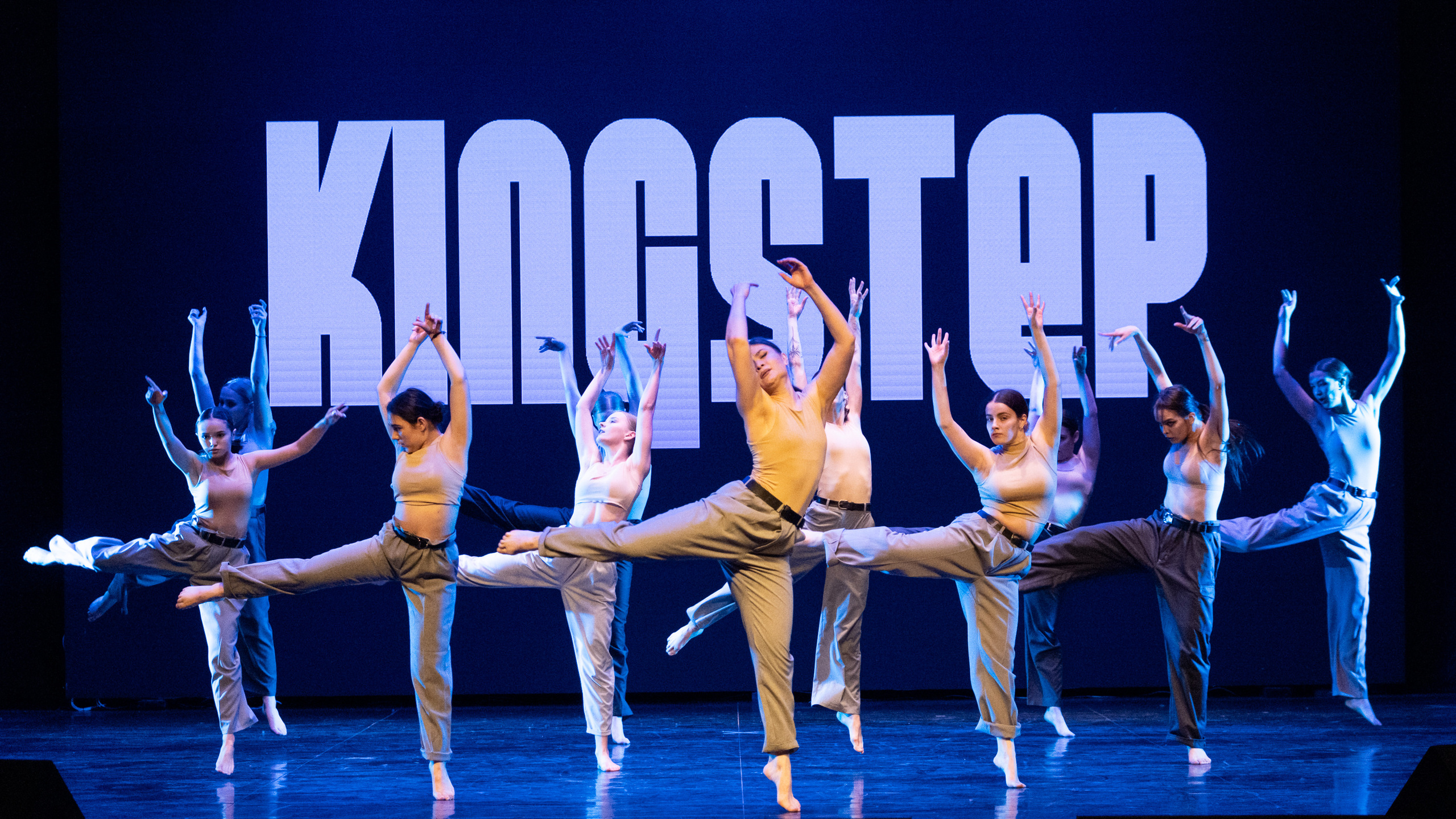 Kingstep Show 9. Первые кадры. Репортажный фотограф в Казани Павел Серпокрылов