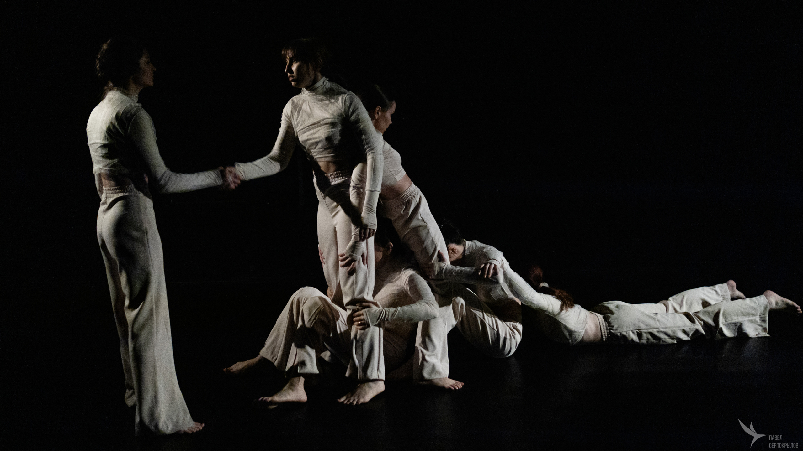 Пластический спектакль | Знакомство |. Репортажный фотограф в Казани Павел Серпокрылов