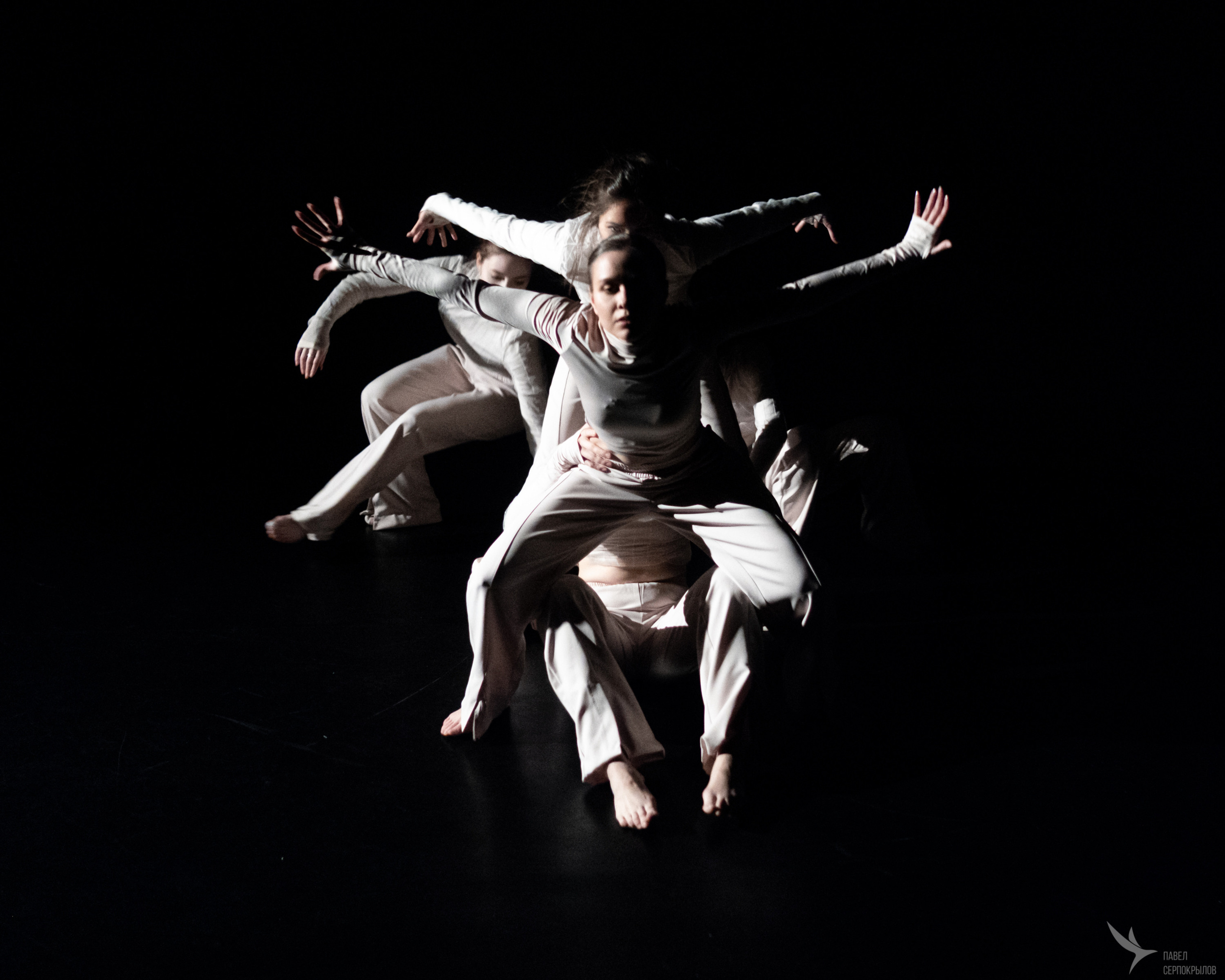 Пластический спектакль | Знакомство |. Репортажный фотограф в Казани Павел Серпокрылов