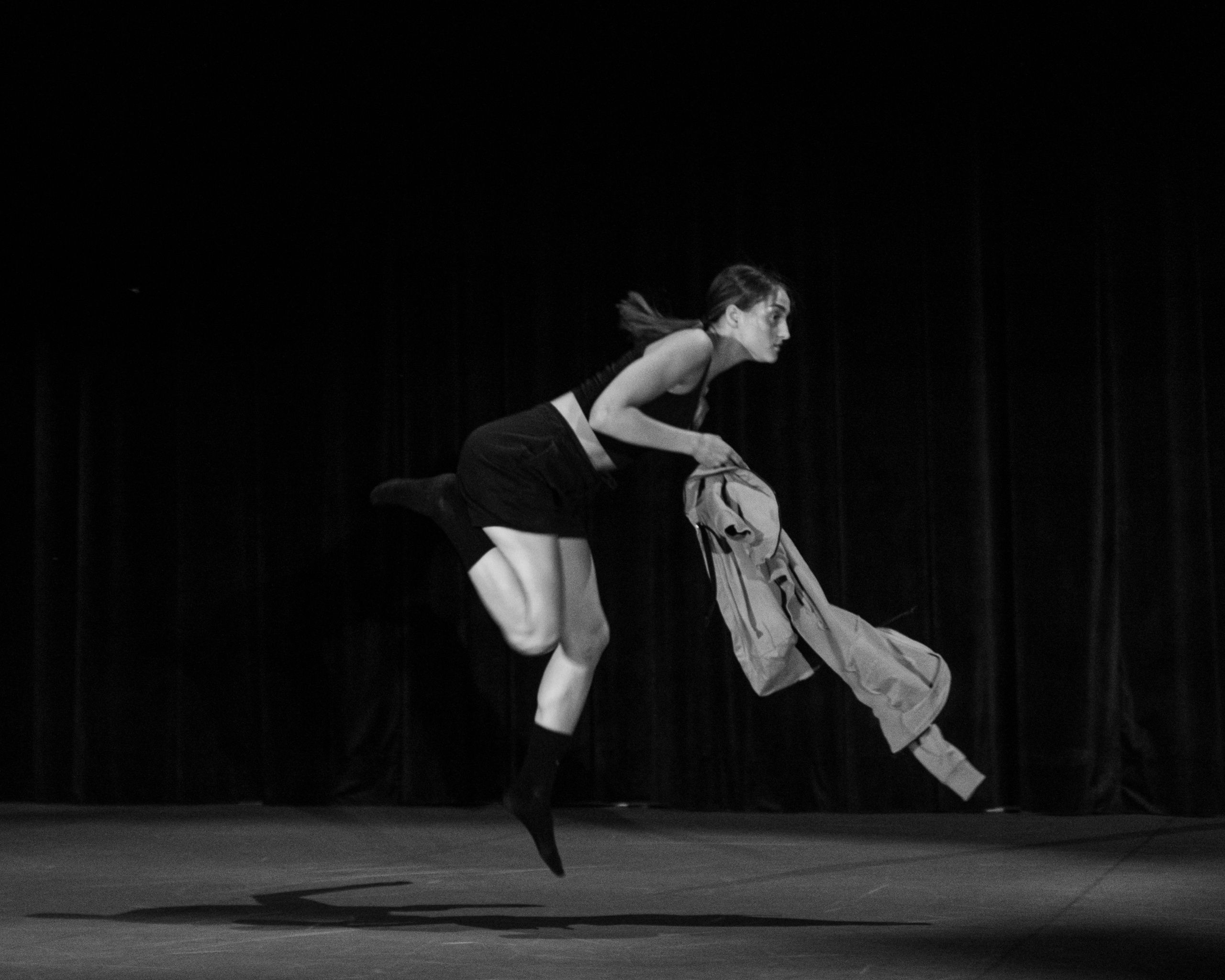 Спектакль Камерного балета «Пантера», «Господин Оператор». Репортажный фотограф в Казани Павел Серпокрылов