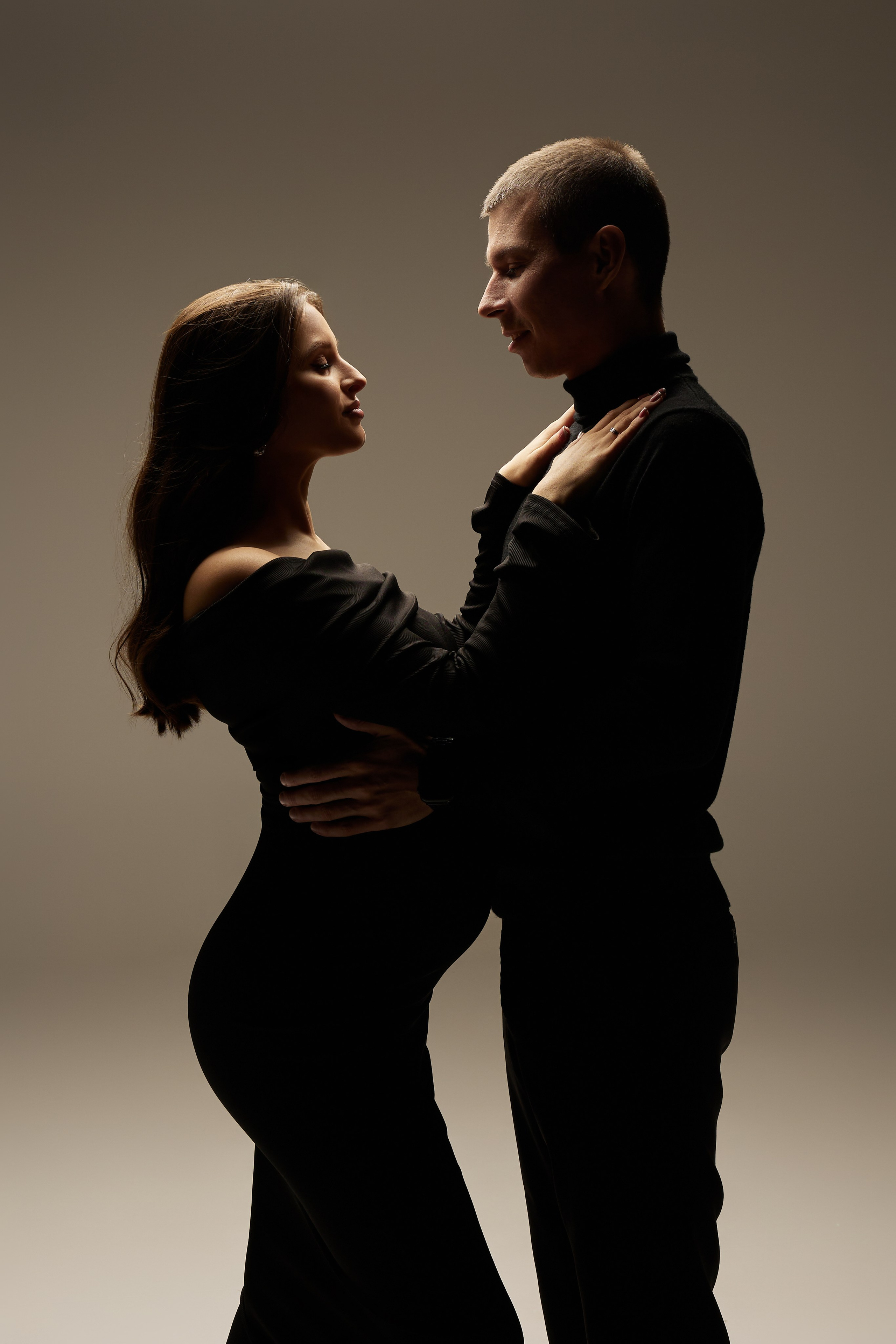 Дарья с мужем. Семейный фотограф и фотограф беременности во Владивостоке