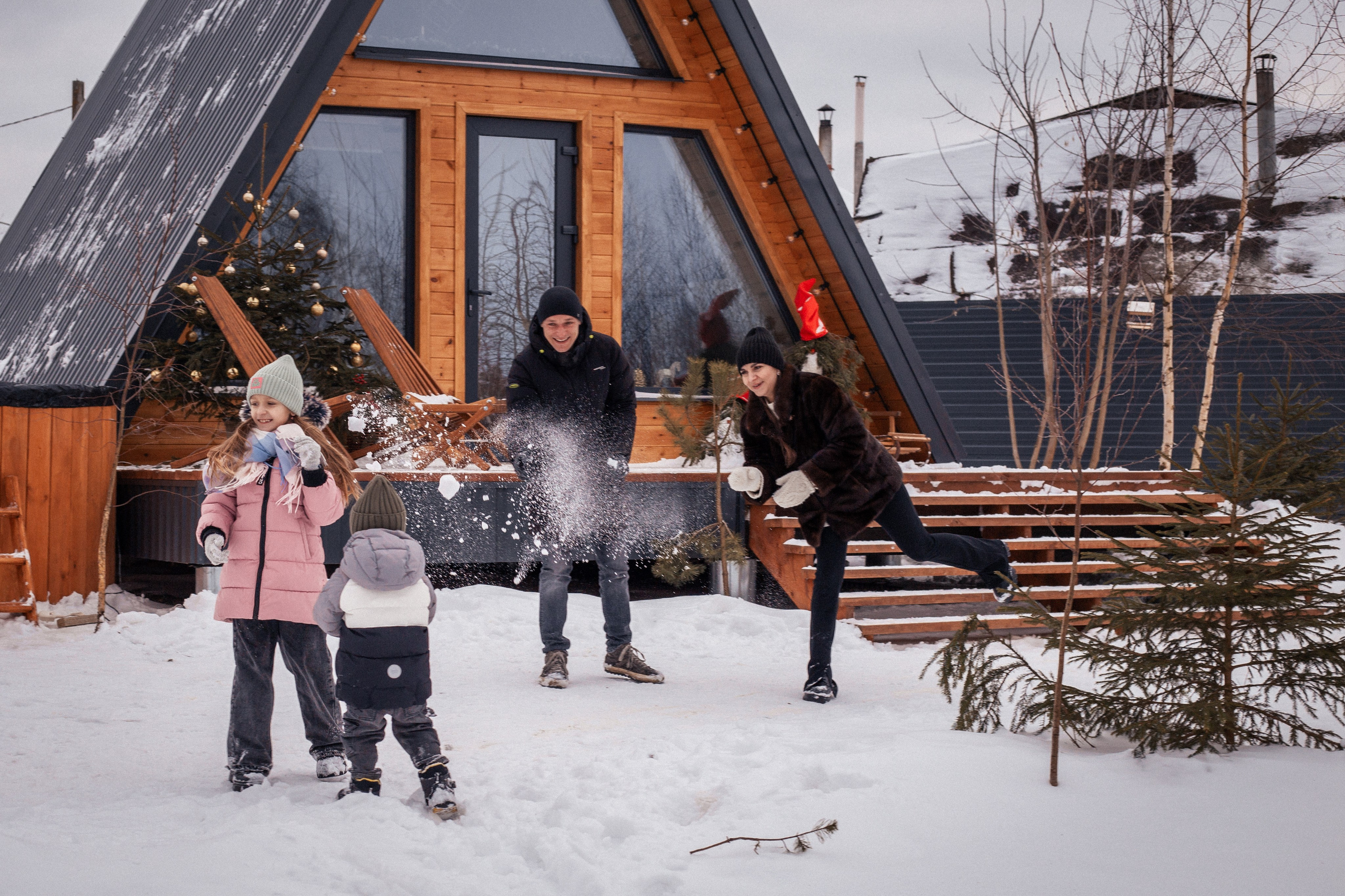 Мария с семьёй