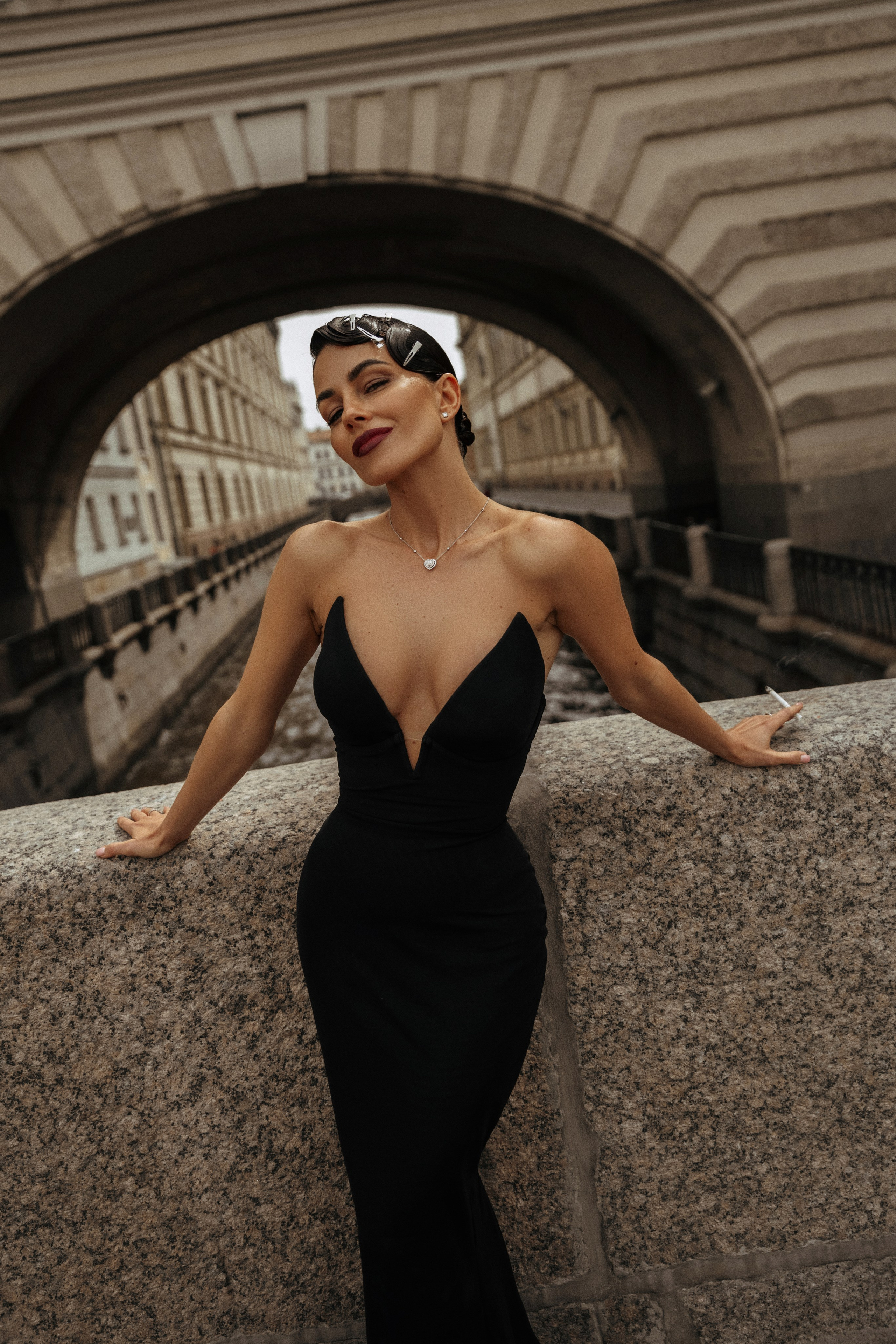 Alexandra | Winter Canal. NatalieDmi — фотосессия беременности, семейный фотограф, портрет