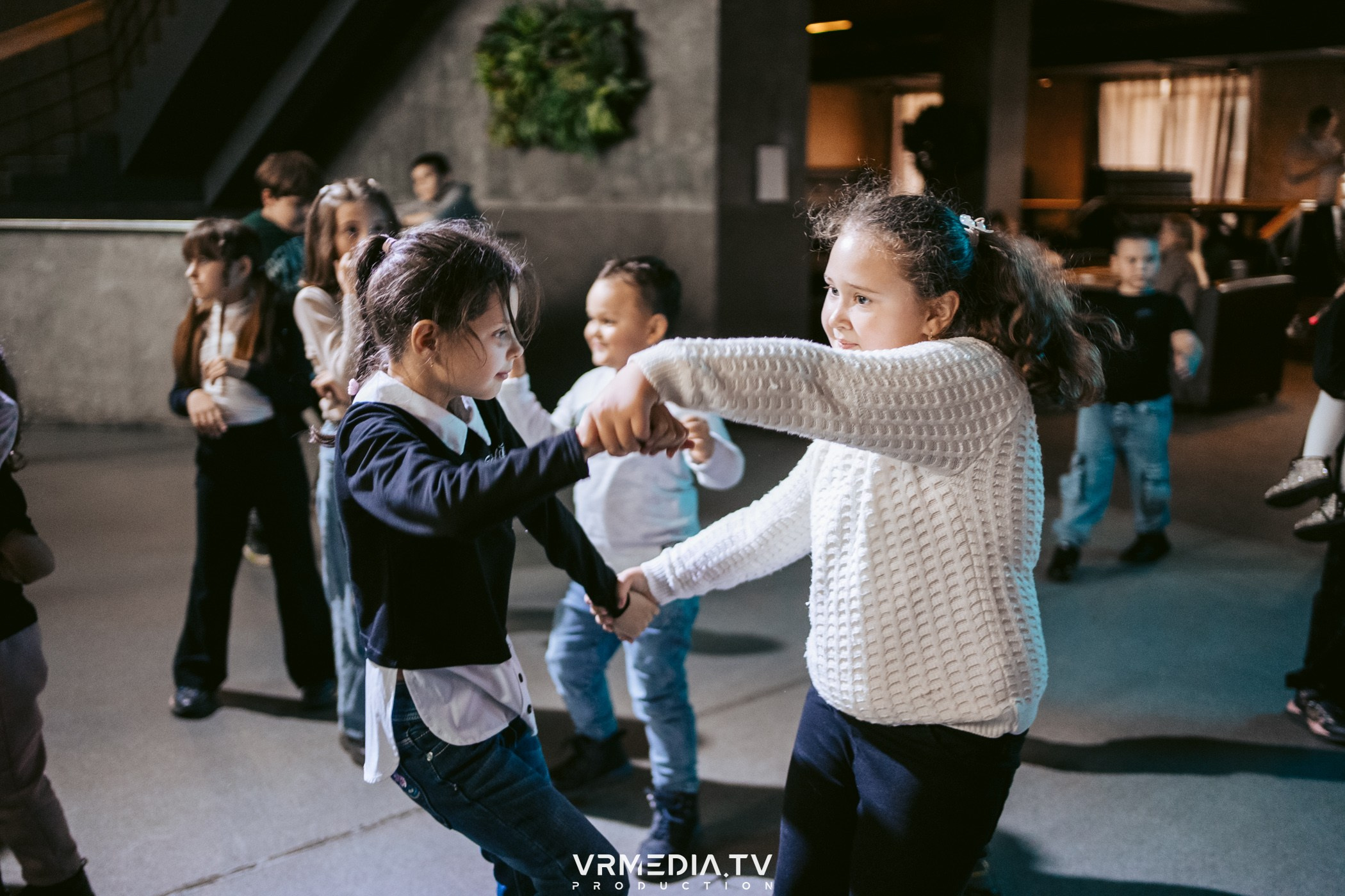 Baby time в баре «Друзья»