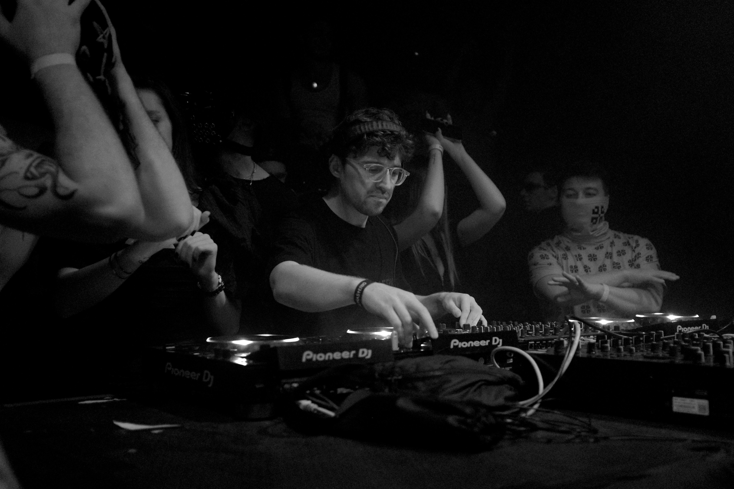 Monasterio. Санкт-Петербург. 8/11/2025. Репортажный фотограф в Санкт-Петербурге Даниил Могута