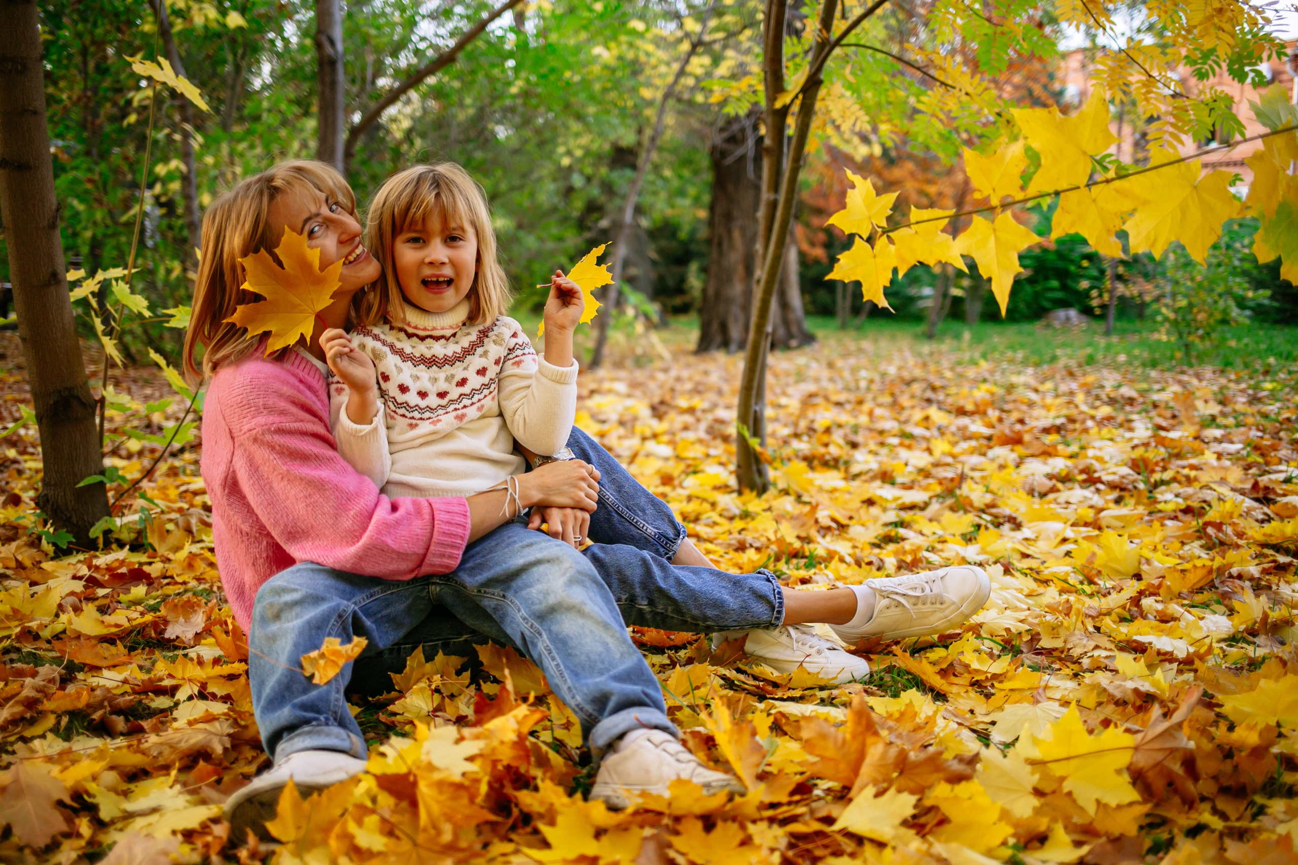 Юля, Анюта, Есения