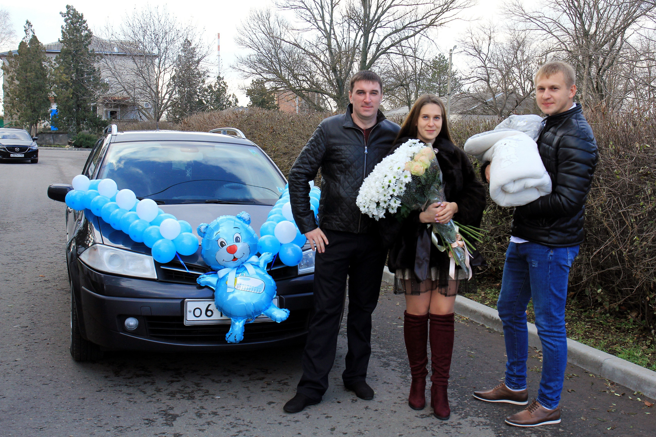 Выписка из роддома. Игорь Варава свадебный фотограф видеограф Белая Глина Краснодар