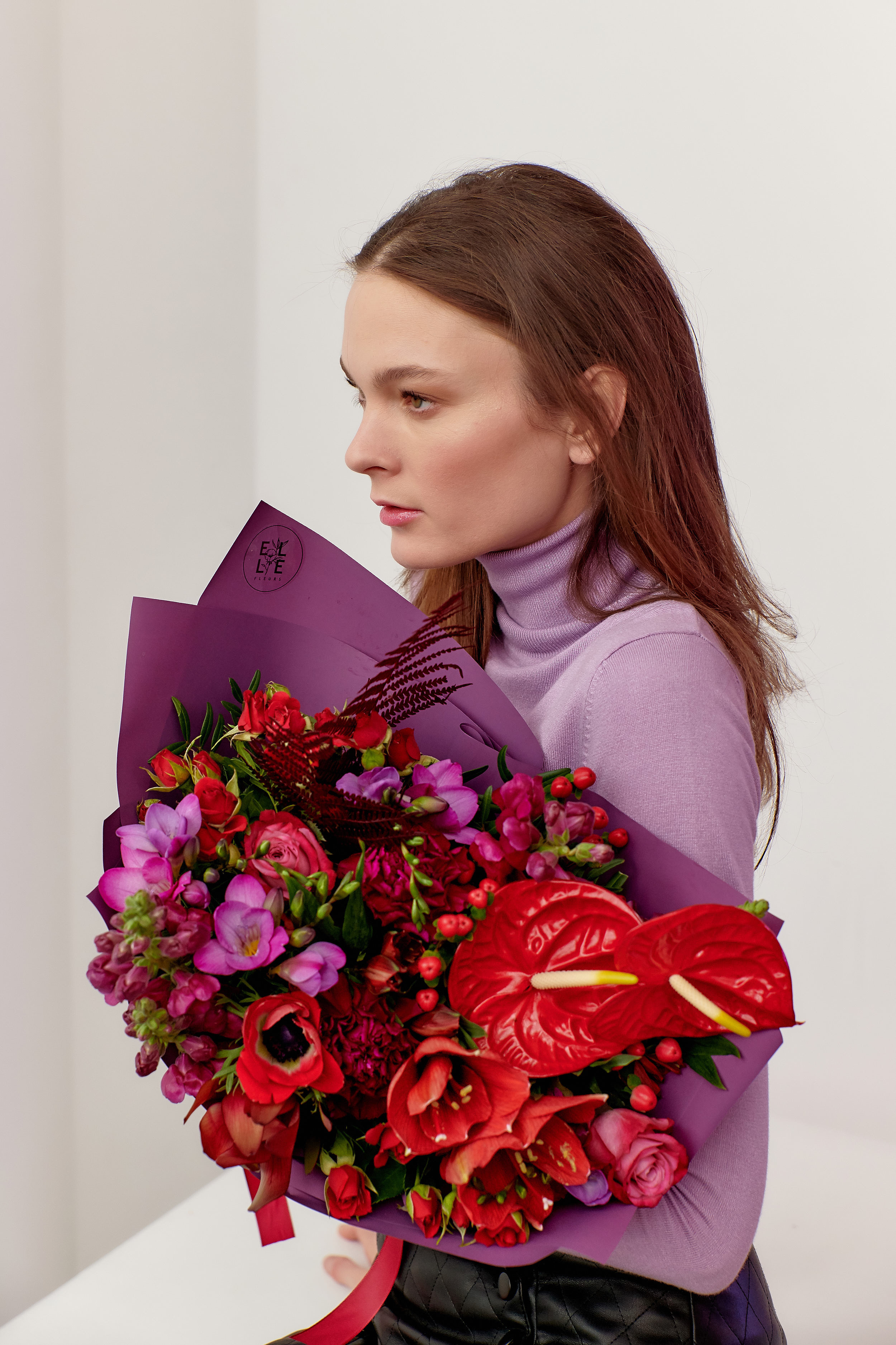 Доставка цветов и сладостей. ФОТОГРАФ Кристина Павлова | МОСКВА