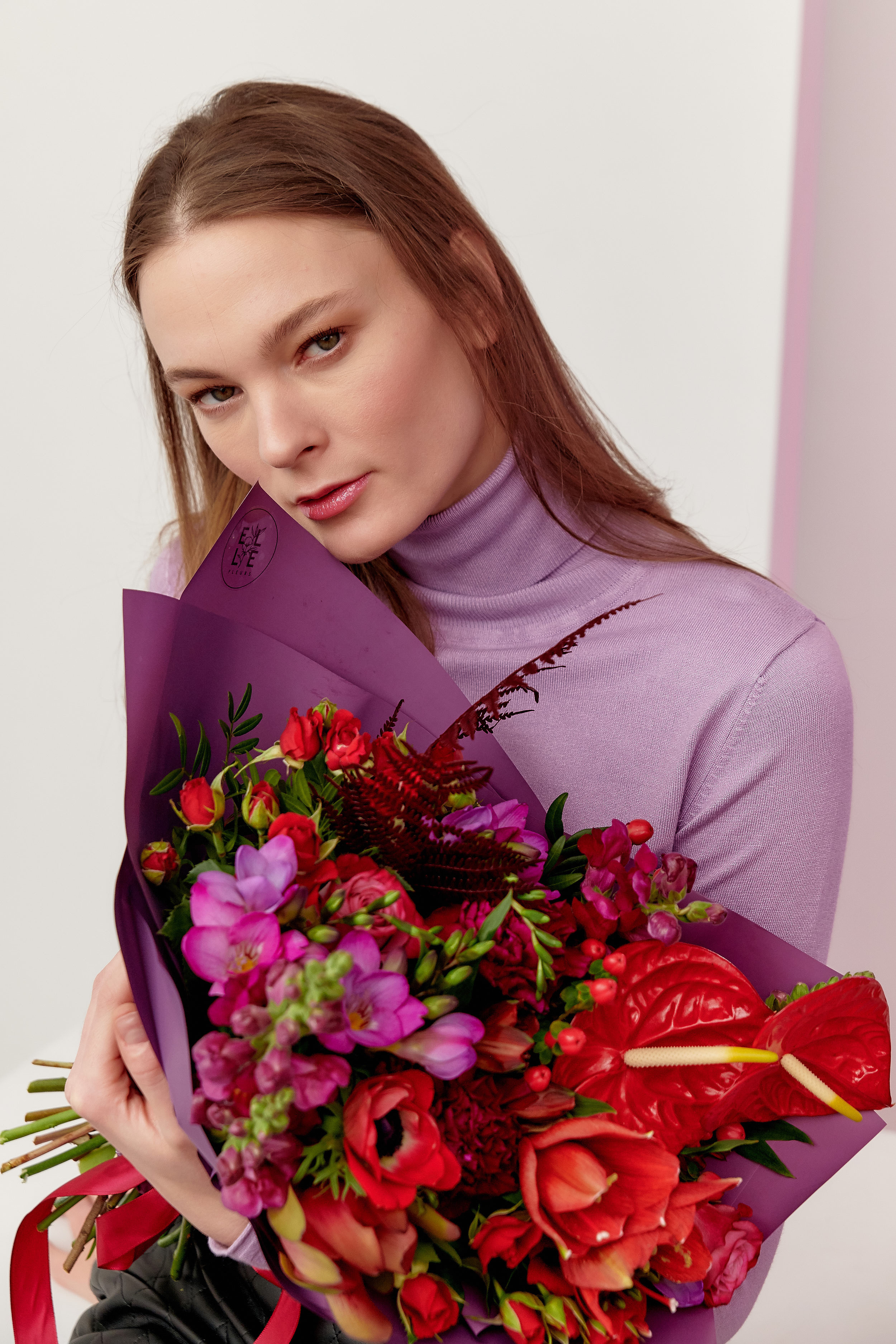 Доставка цветов и сладостей. ФОТОГРАФ Кристина Павлова | МОСКВА