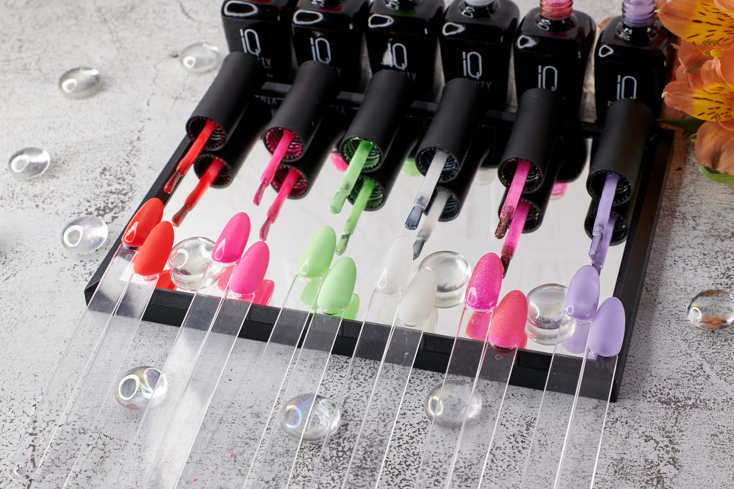 Коллекция гель-лаков. ФОТОГРАФ Кристина Павлова | МОСКВА