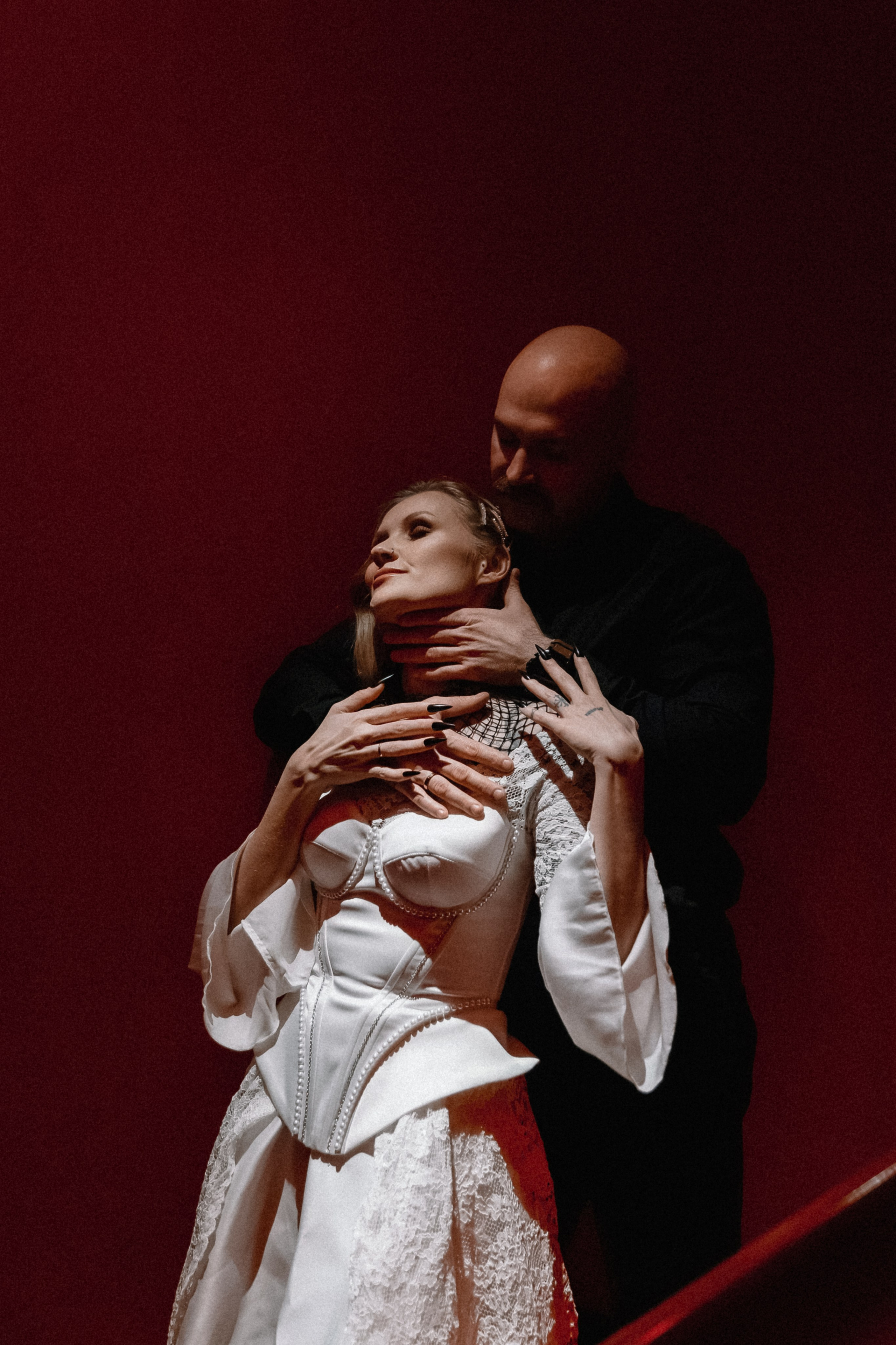 Алая готика. Николь — ваш любимый фотограф в Санкт-Петербурге