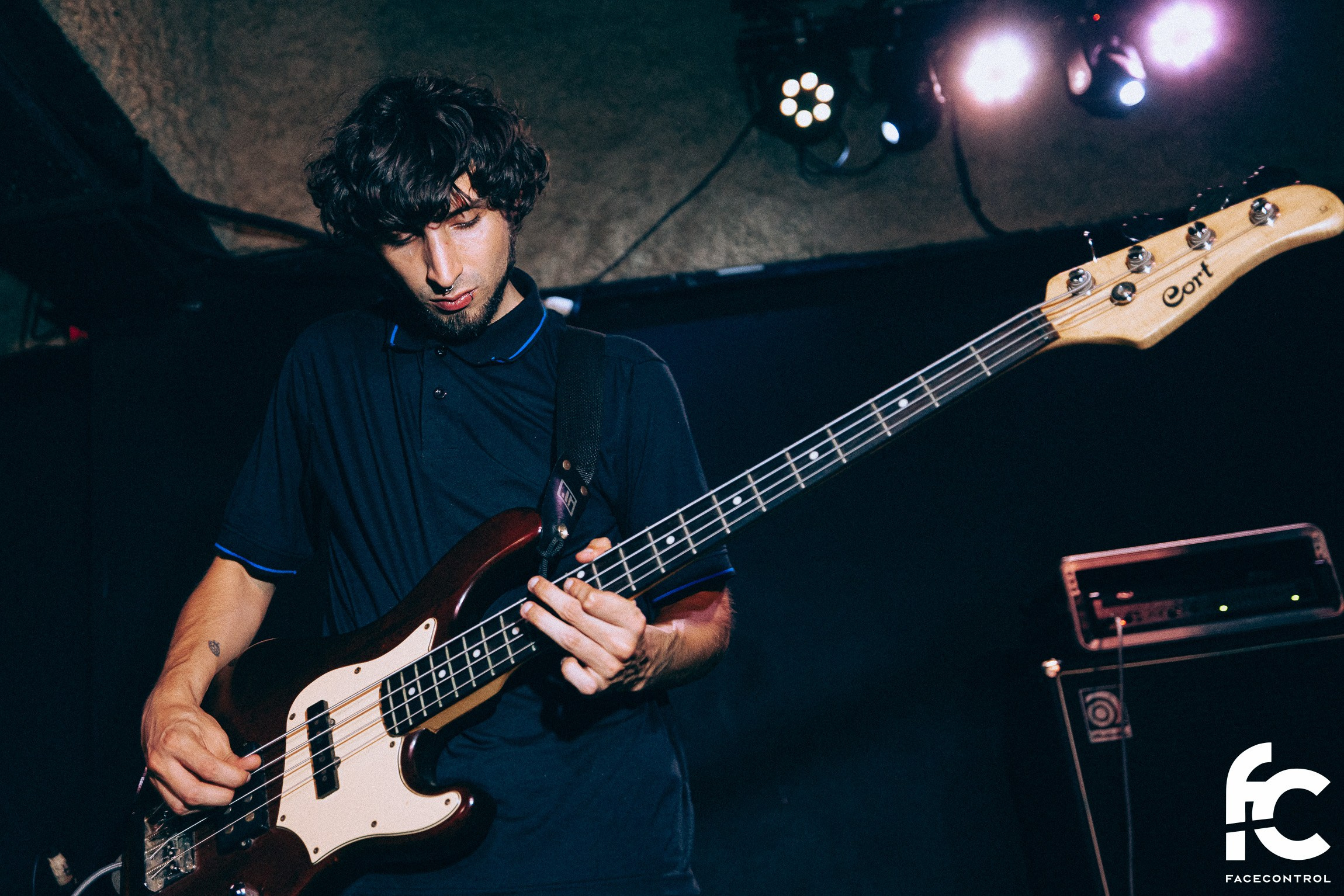 Sextape of Lovers & Granma. Face Control: Crónica social, anuncios de eventos y reportajes fotográficos