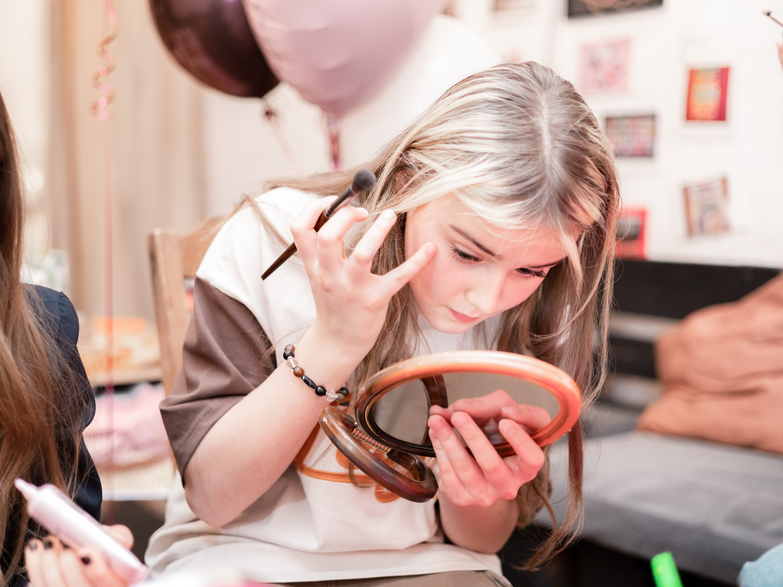 Больше уверенности, меньше ошибок: отчет о мастер-классе по макияжу для подростков (Владивосток). Запись на следующий МК!. Школа для девочек во Владивостоке — Само Совершенство