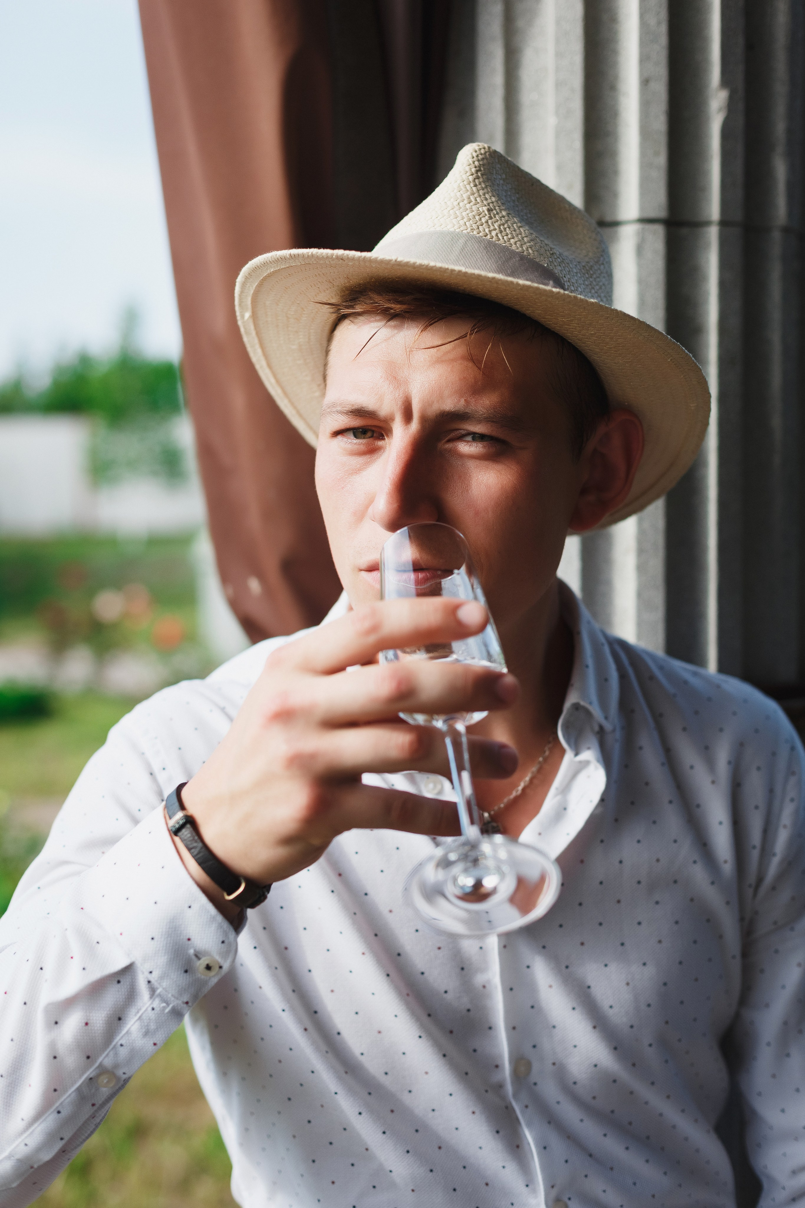 Свадебный фотограф Таганрог — фотосессия в центре города и банкет в коттедже «Виктория». Свадебный и семейный фотограф в Таганроге Бакарюк Антон