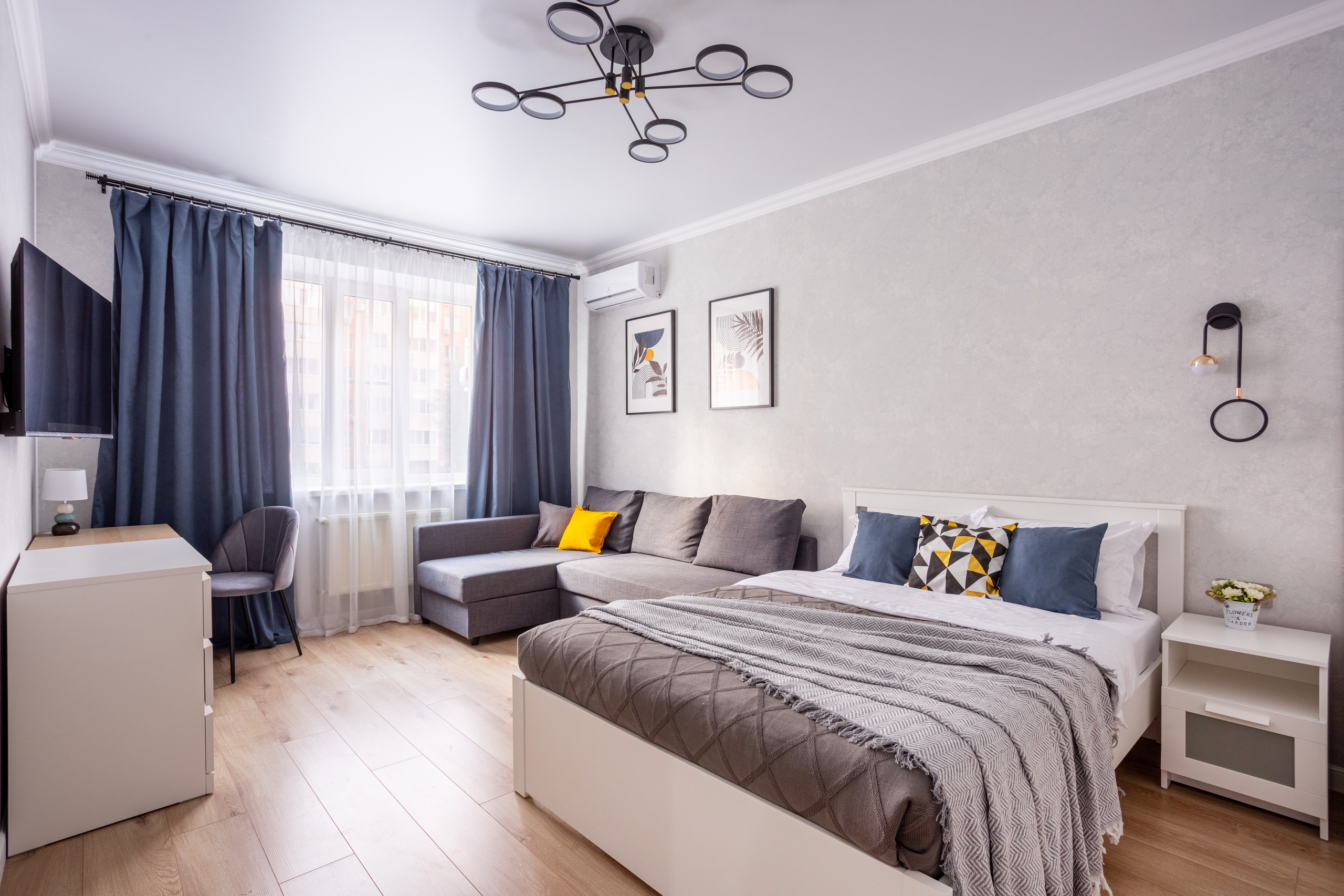 Apartments and houses. Interior photographer Vitalii in Portland and Vancouver