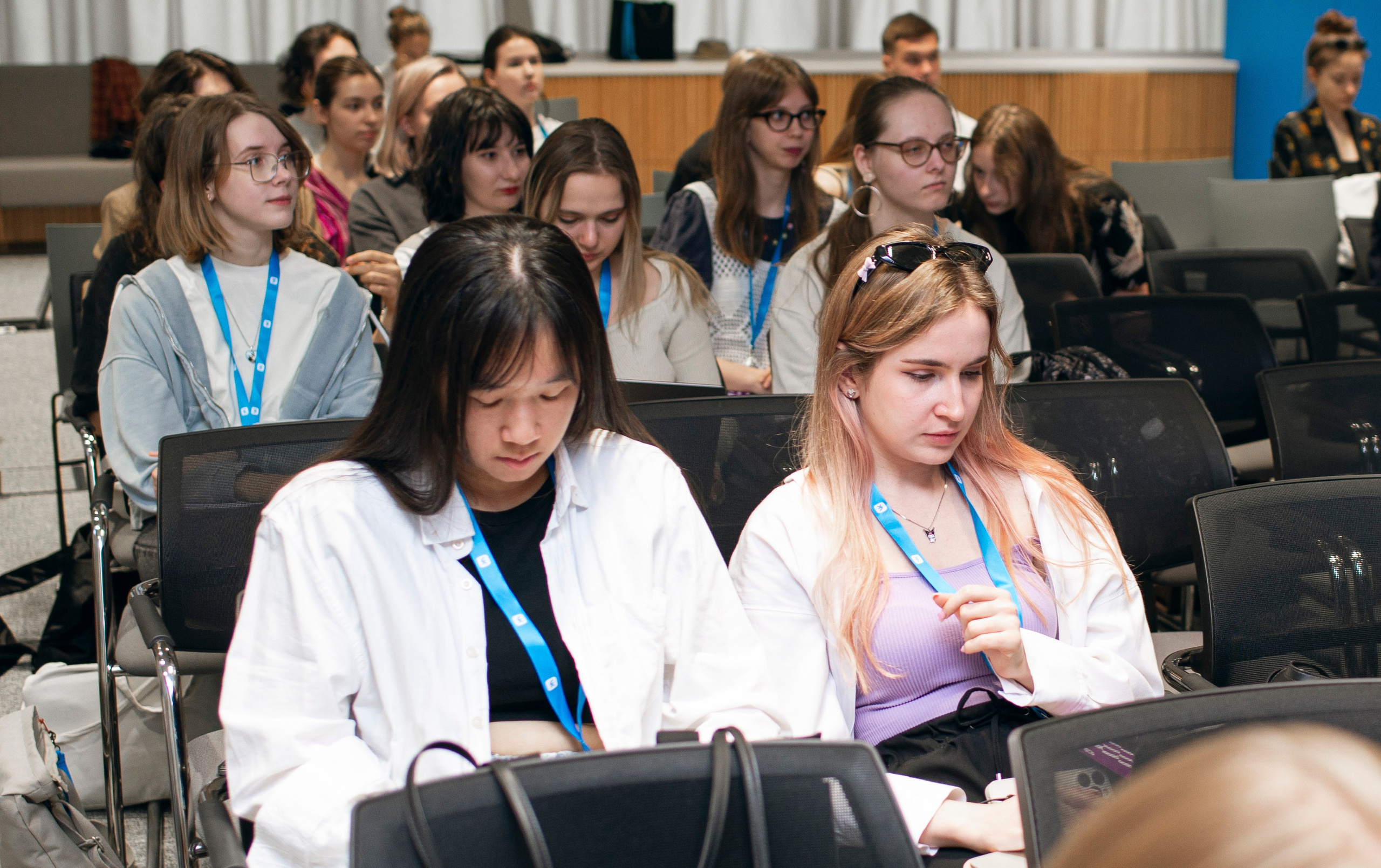 Защита проектов в ВК. Фотограф в Москве Алейникова Евгения