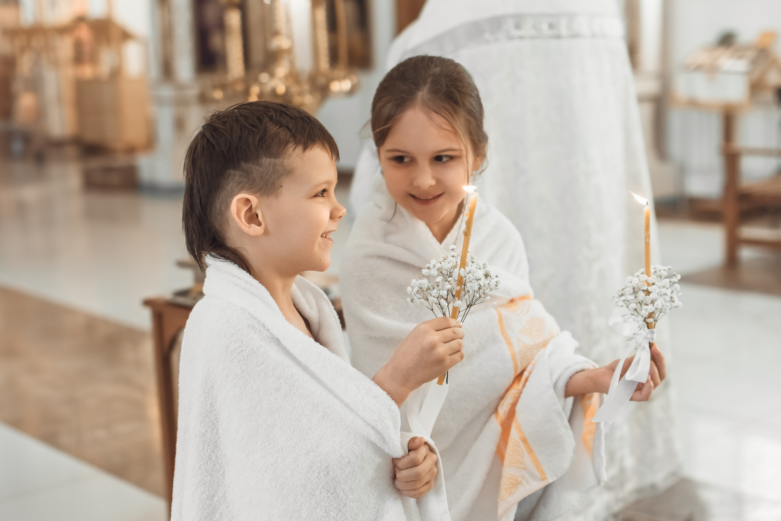 Крещение в храме Благовещения Пресвятой Богородицы. Церковный фотограф на Таинство Крещения и Венчания в Оренбурге и Оренбургской области Екатерина Белкина