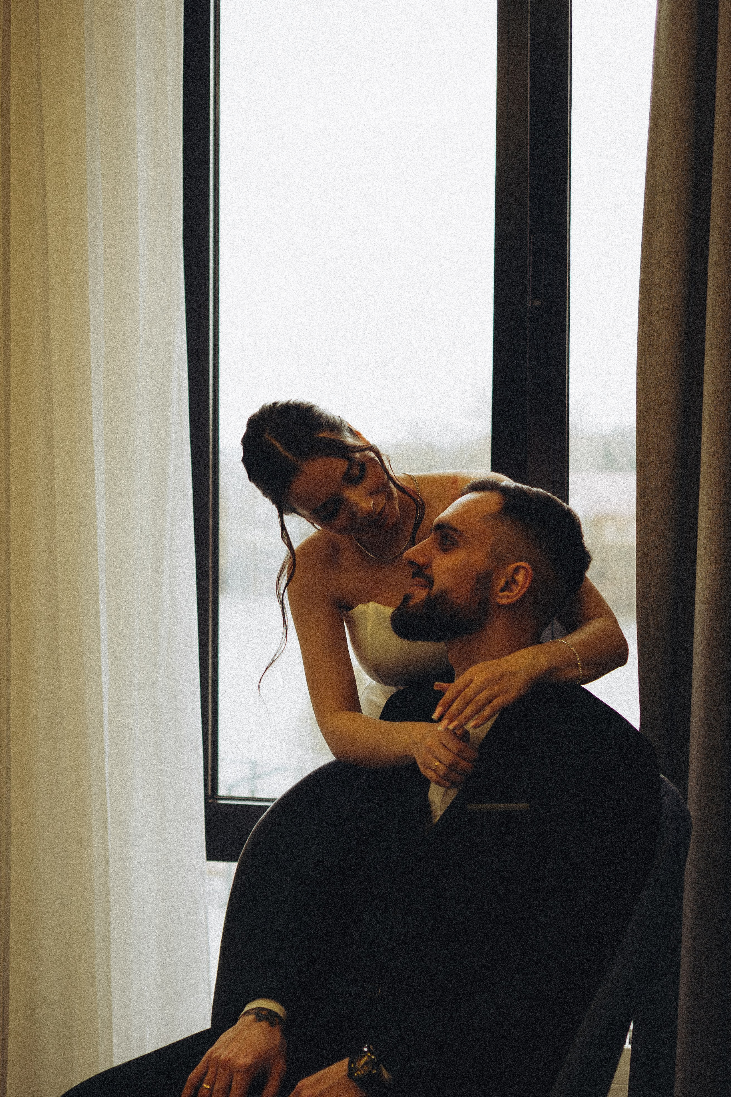 СВАДЕБНАЯ СЬЕМКА СБОРОВ ЖЕНИХА И НЕВЕСТЫ В ОТЕЛЕ И ТАКЖЕ ФОТОСЕССИИЯ В ОТЕЛЕЕ МЕГАПОЛИС БРЯНСК. Профессиональный фотограф, Санкт-Петербург — Виктория Богомолова