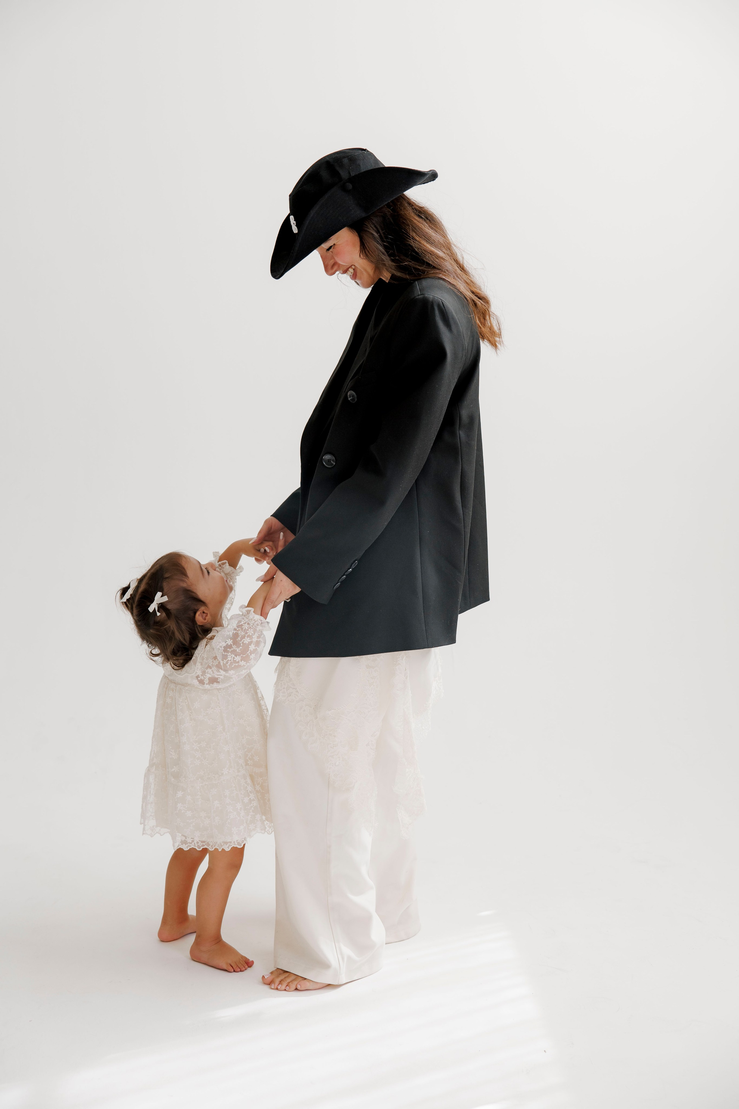 Family photoshoot inside the studio. Wedding and family photographer