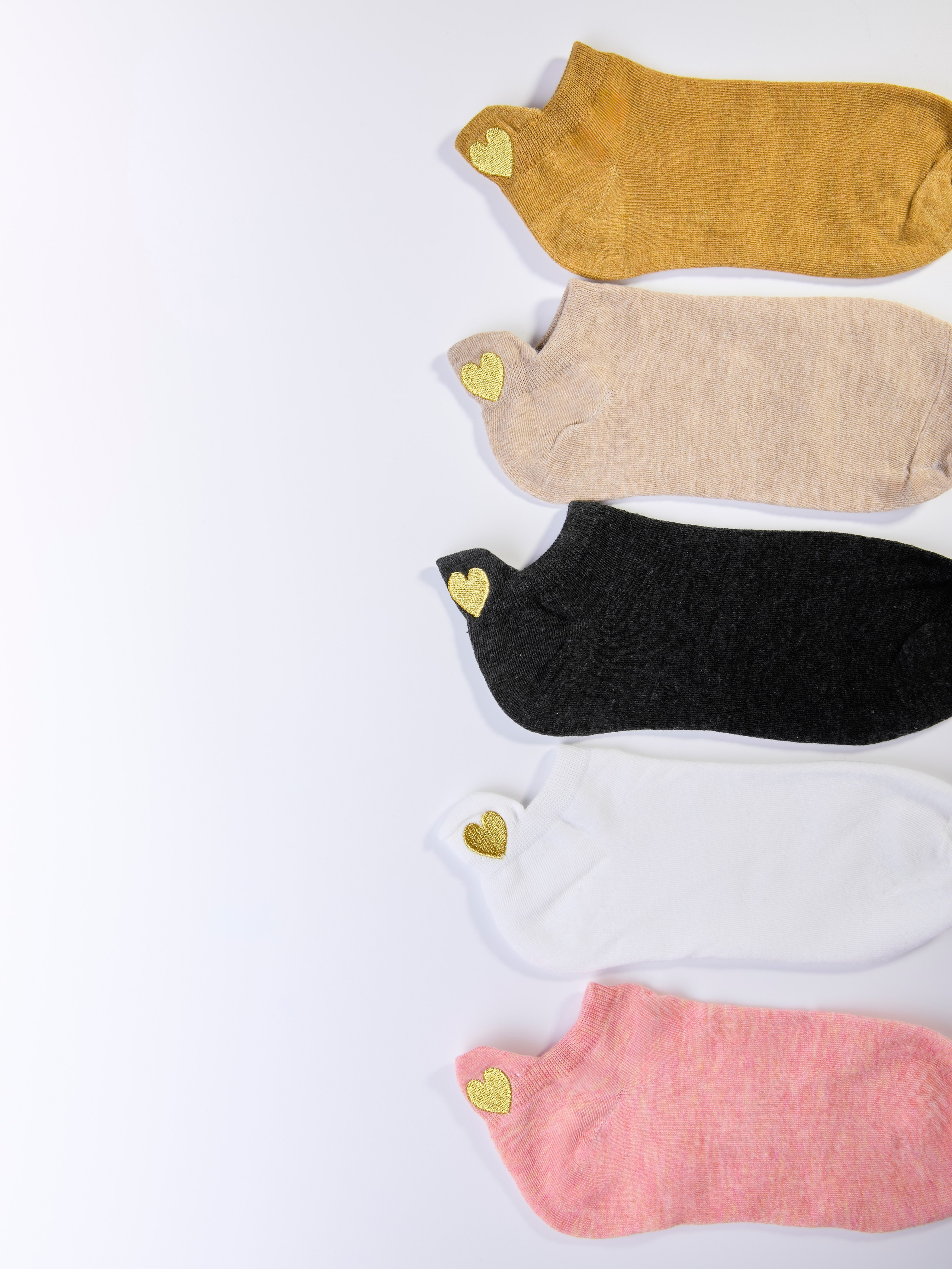 Фотосъемка одежды. Фотосъемка обуви. Предметная съемка обуви. Предметная съемка. Предметный фотограф Орехово-Зуево