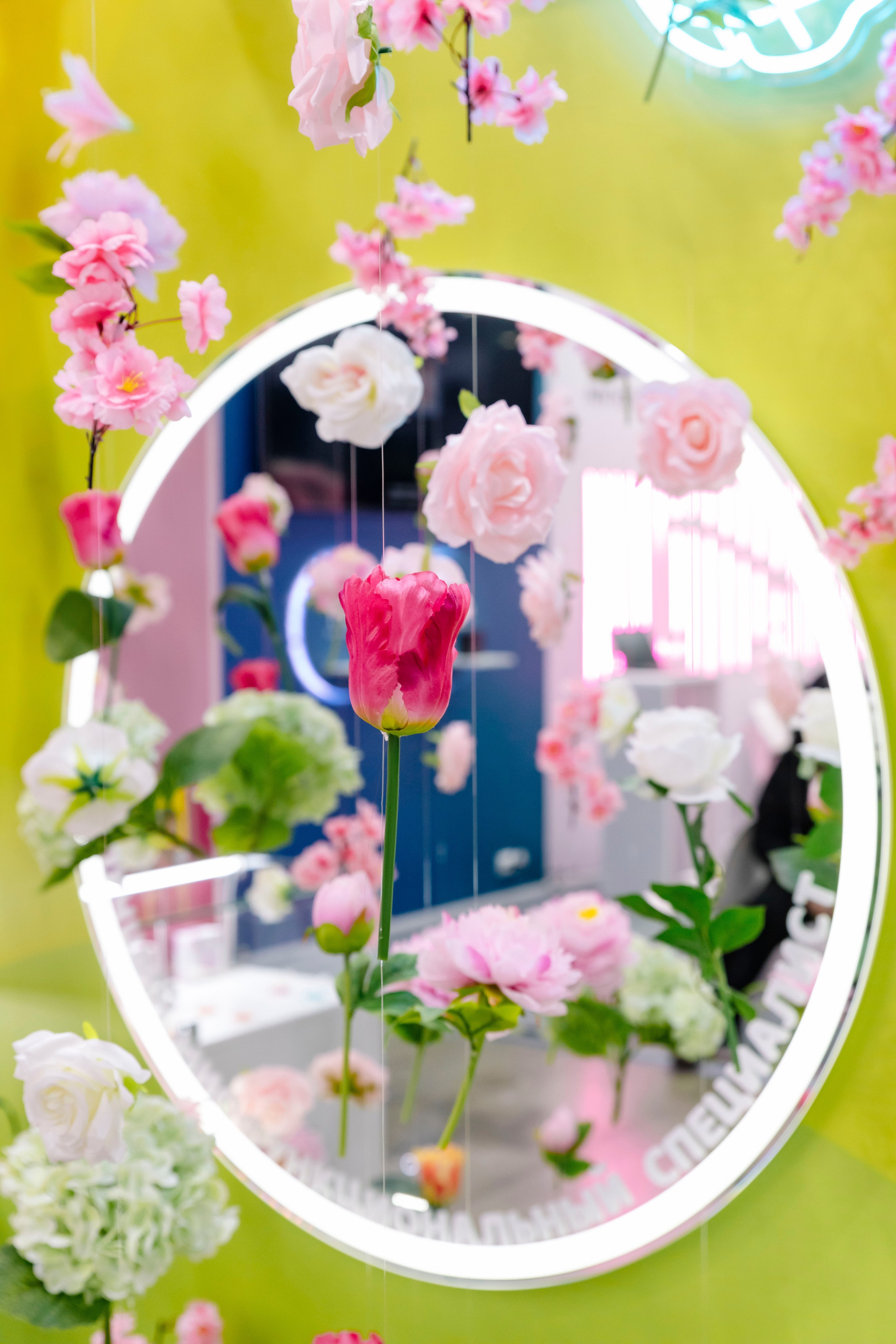 Стоматологическая выставка Dental Salon 2026. Профессиональный фотограф в Москве | Заказать фотосессию и съемку