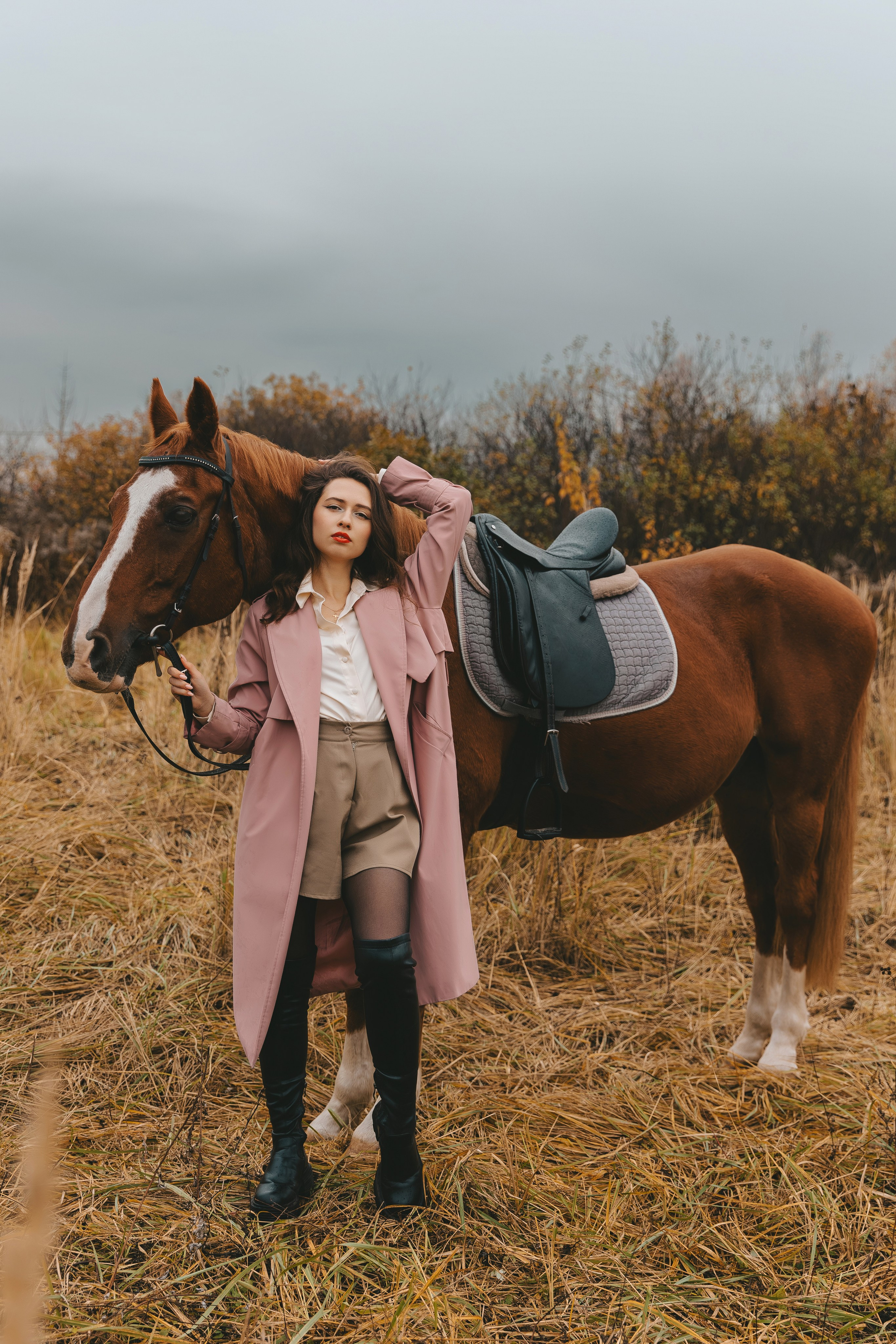 Женский портрет с лошадью. Семейный и женский фотограф в Москве Надежда Воробьева