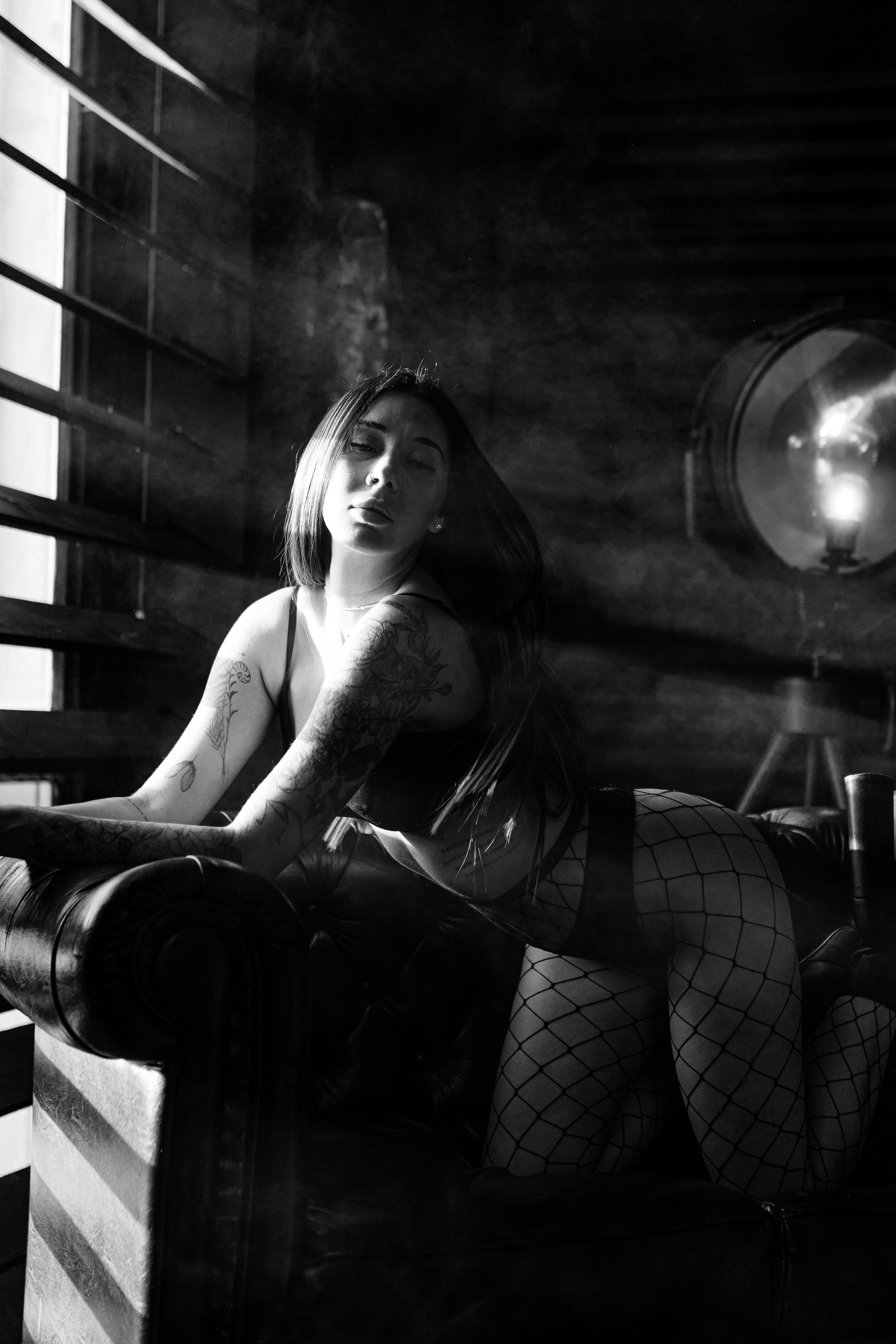 Smoke. Фотограф и контент-maker Диля Голубникова | Москва