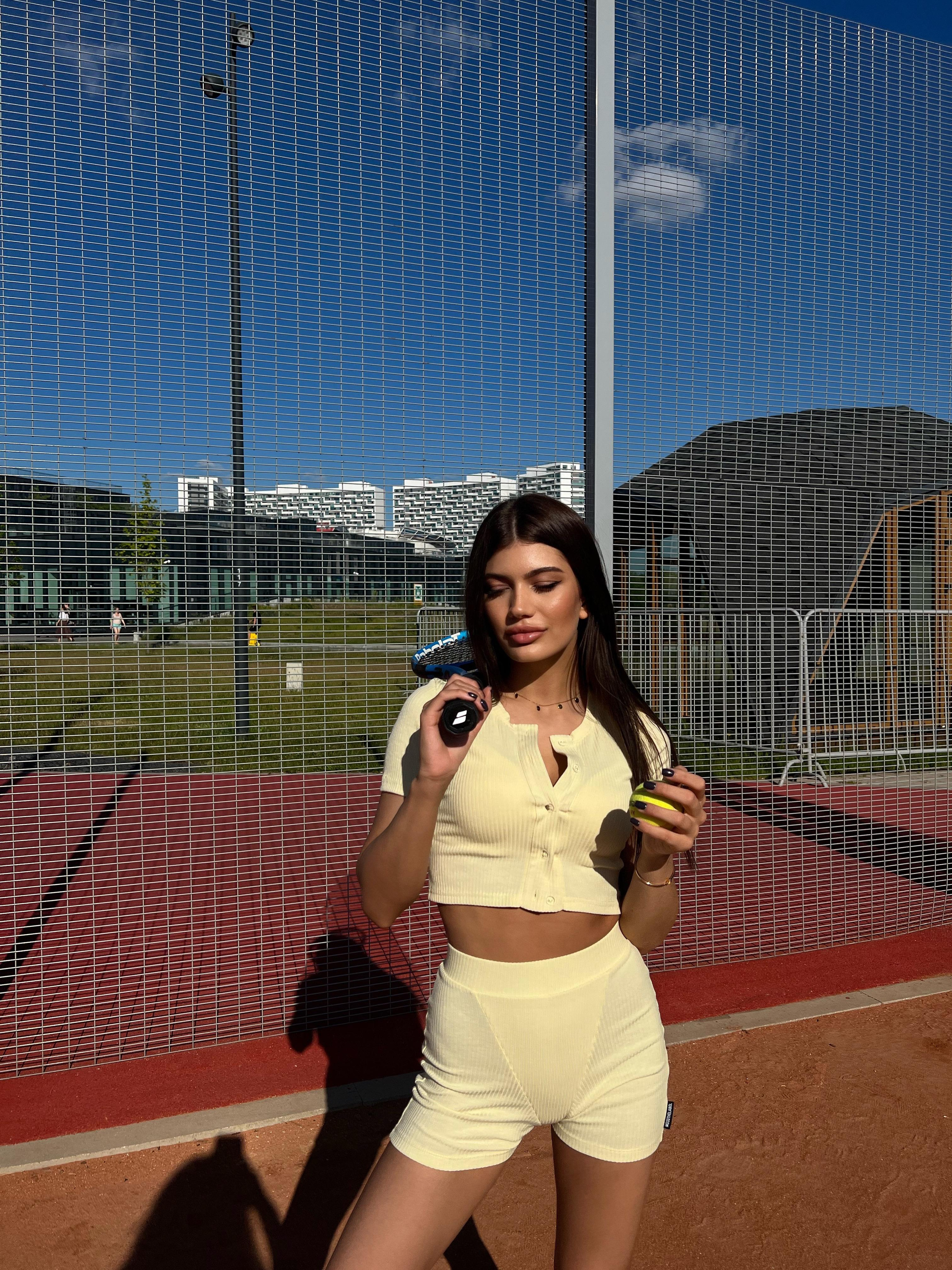 Tennis court and street. Фотограф и контент-maker Диля Голубникова | Москва