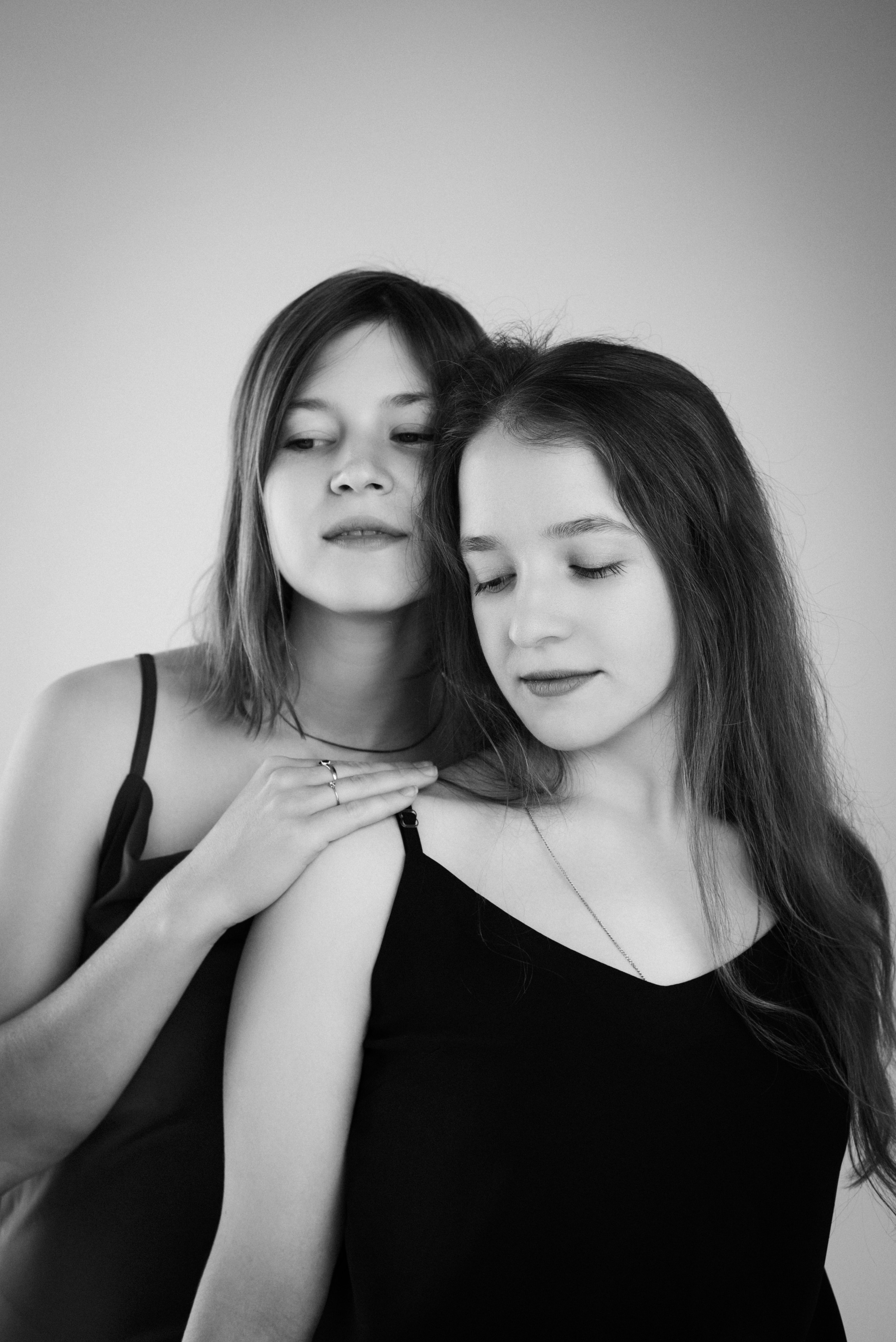 Семейная фотосессия минимализм. Фотограф в Воронеже. Портреты, контент, семейные сьемки