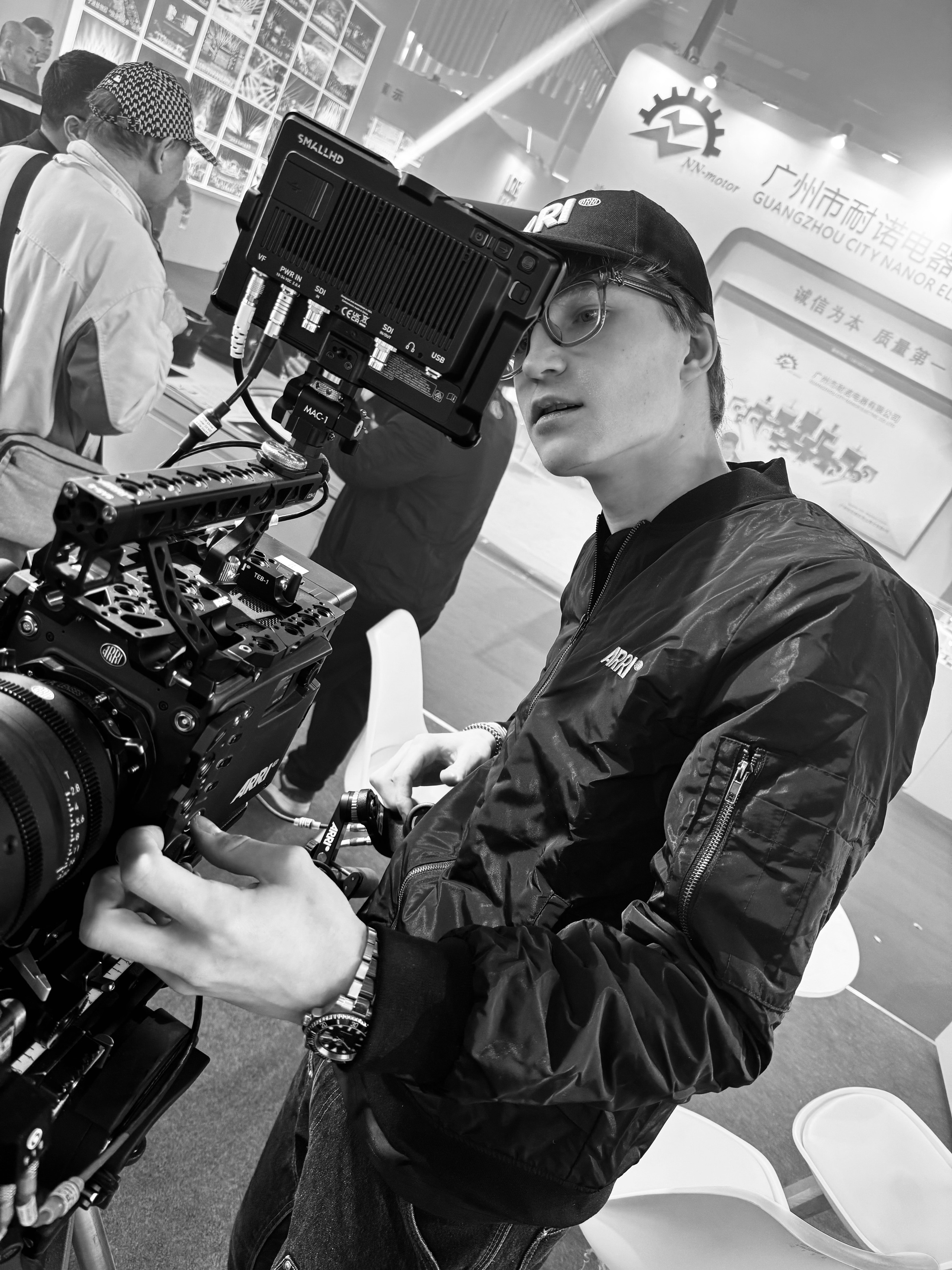 BACKSTAGE GALLERY. «MAK FLAME»