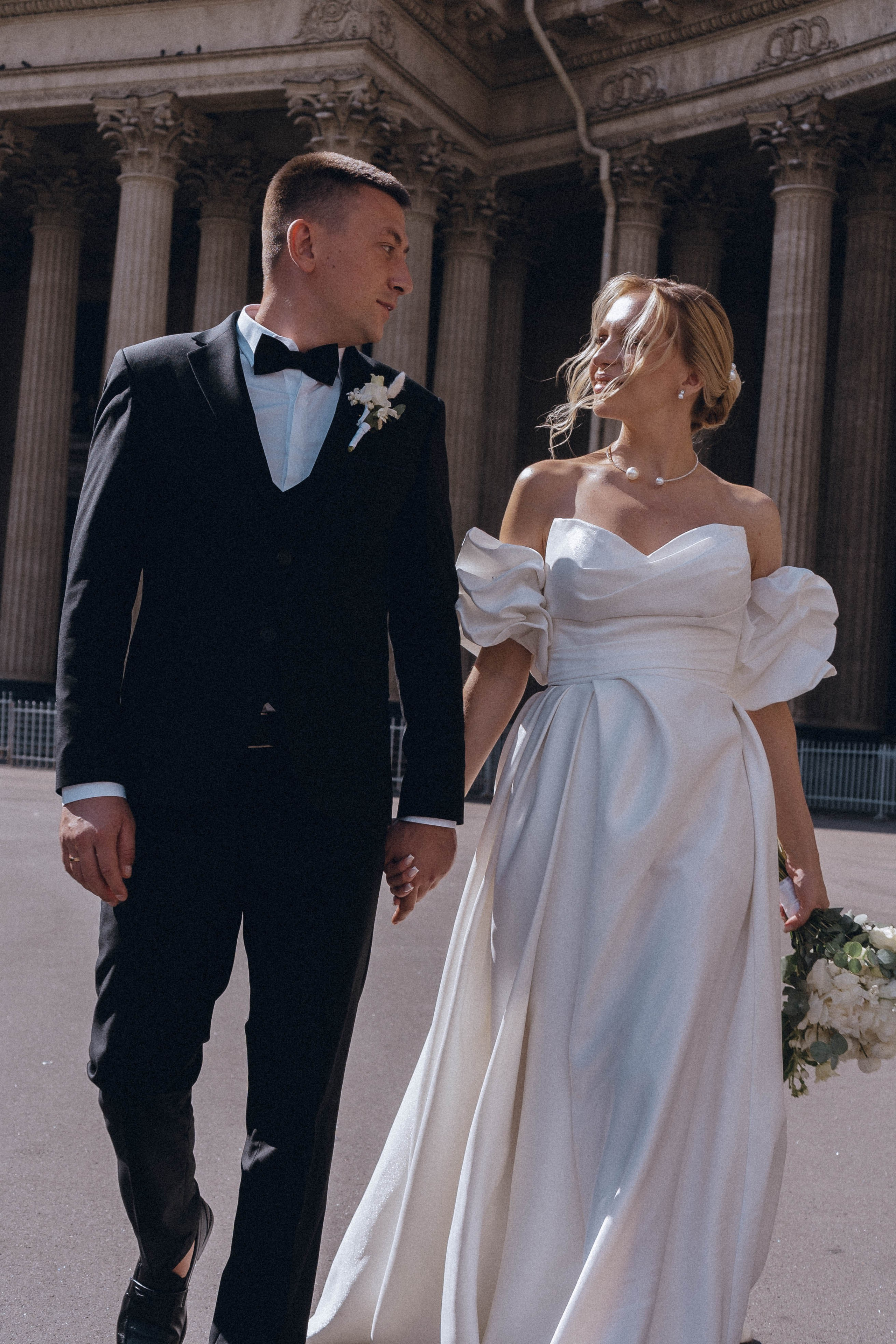 СВАДЕНБНАЯ СЬЕМКА НА КАТЕРЕ ПО КАНАЛАМ САНКТ-ПЕТЕРБУРГА И В АКВАТОРИИ НЕВЫ. Профессиональный фотограф, Санкт-Петербург — Виктория Богомолова