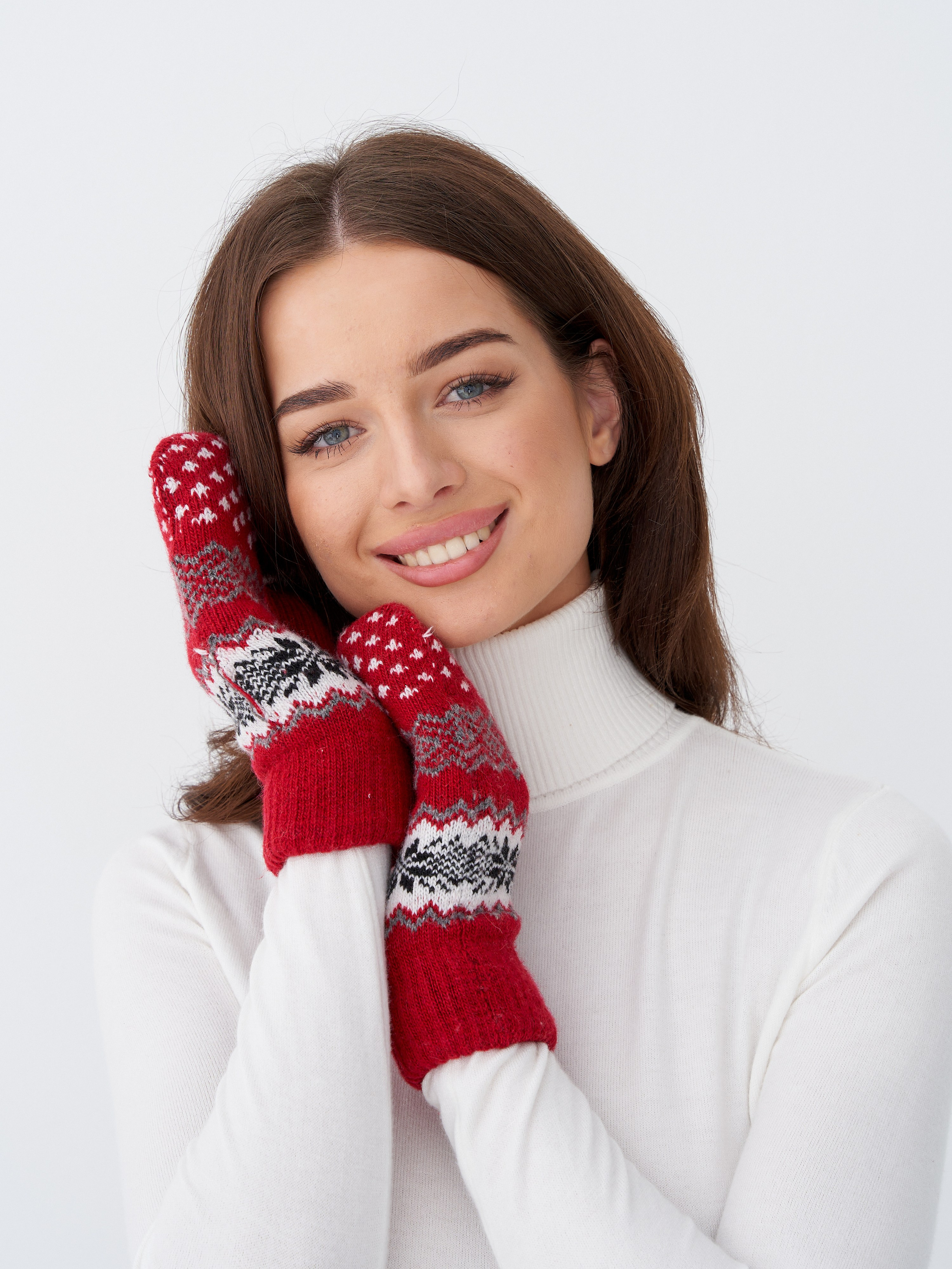 Оля. Контент для маркетплейсов и соцсетей. Фото и видео съемка