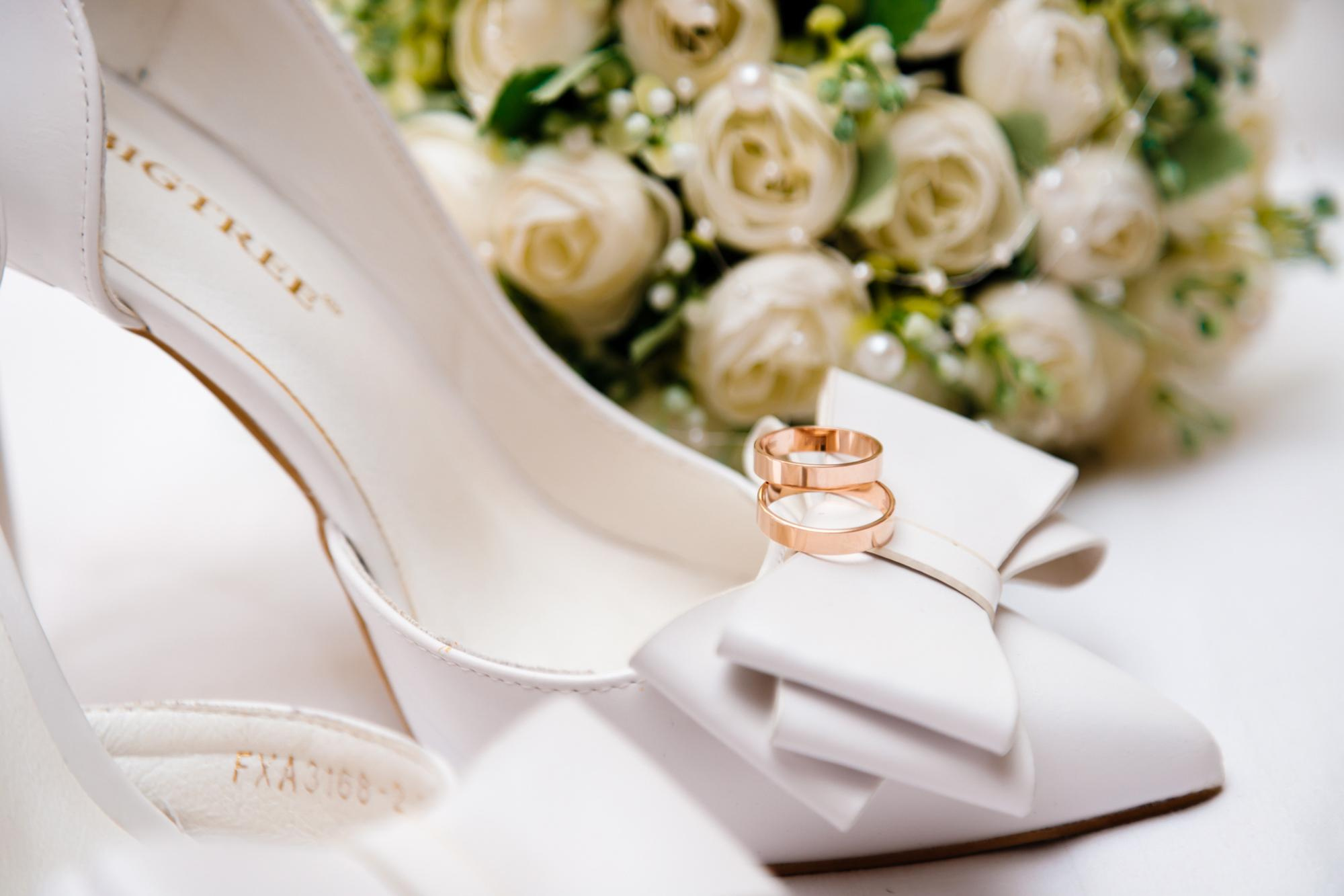 кольца и туфли 