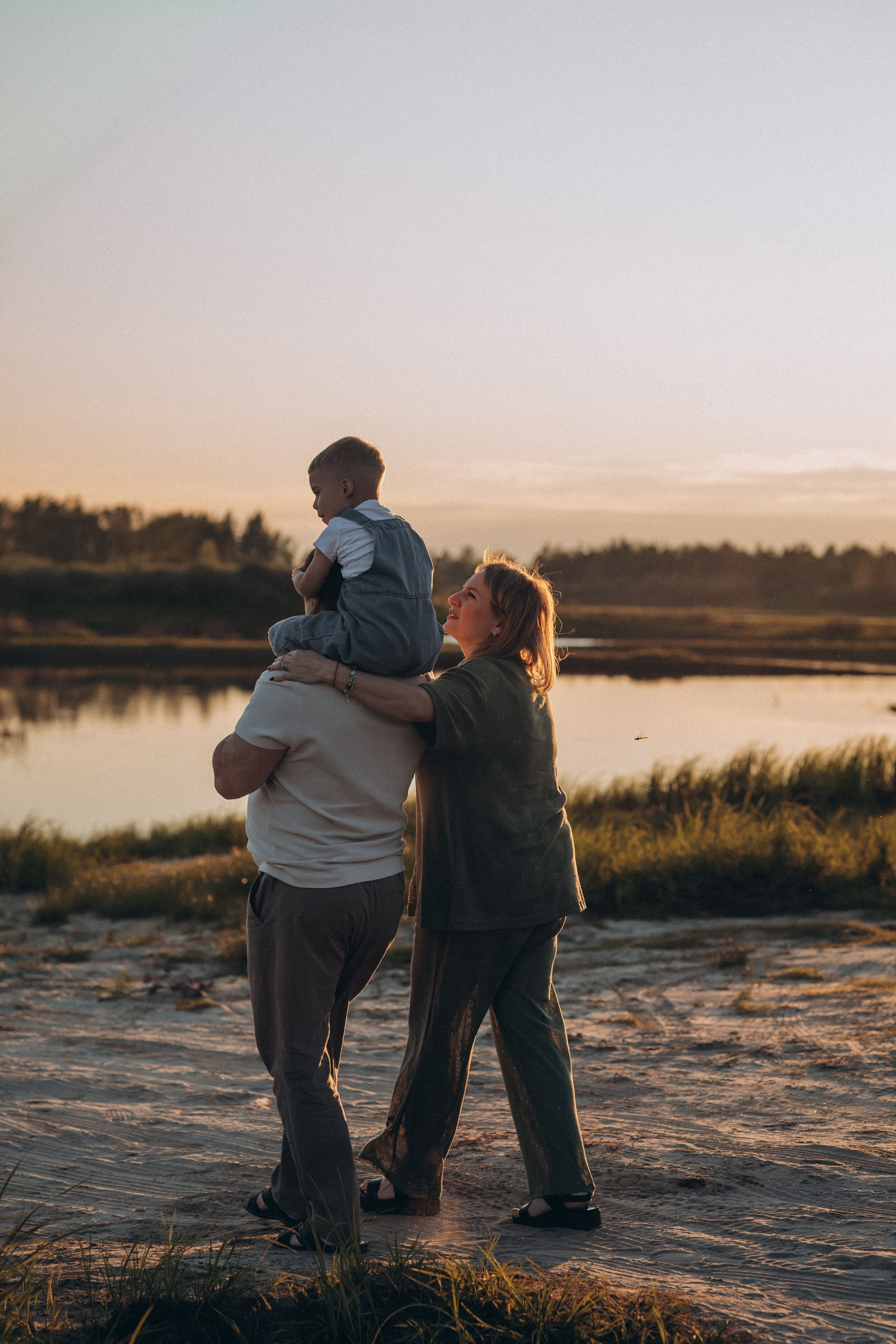 Семья Левашовых. Семейный фотограф Нижневартовск Тюмень Ефимова Ирина