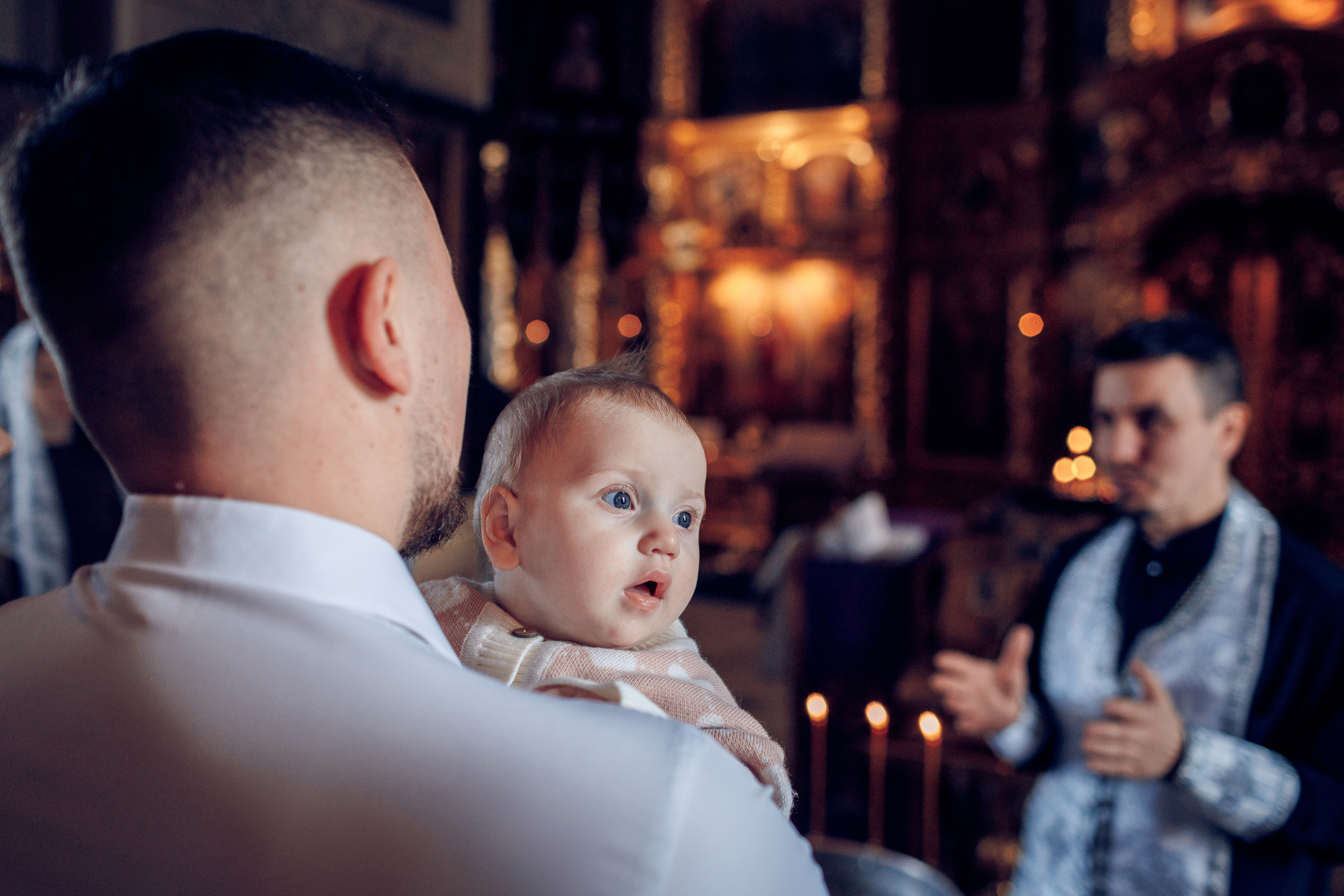 Крещение в Храме Святого Уара Мученика в Вешках. Профессиональный фотограф в Москве и Мо Мария Шантарёва